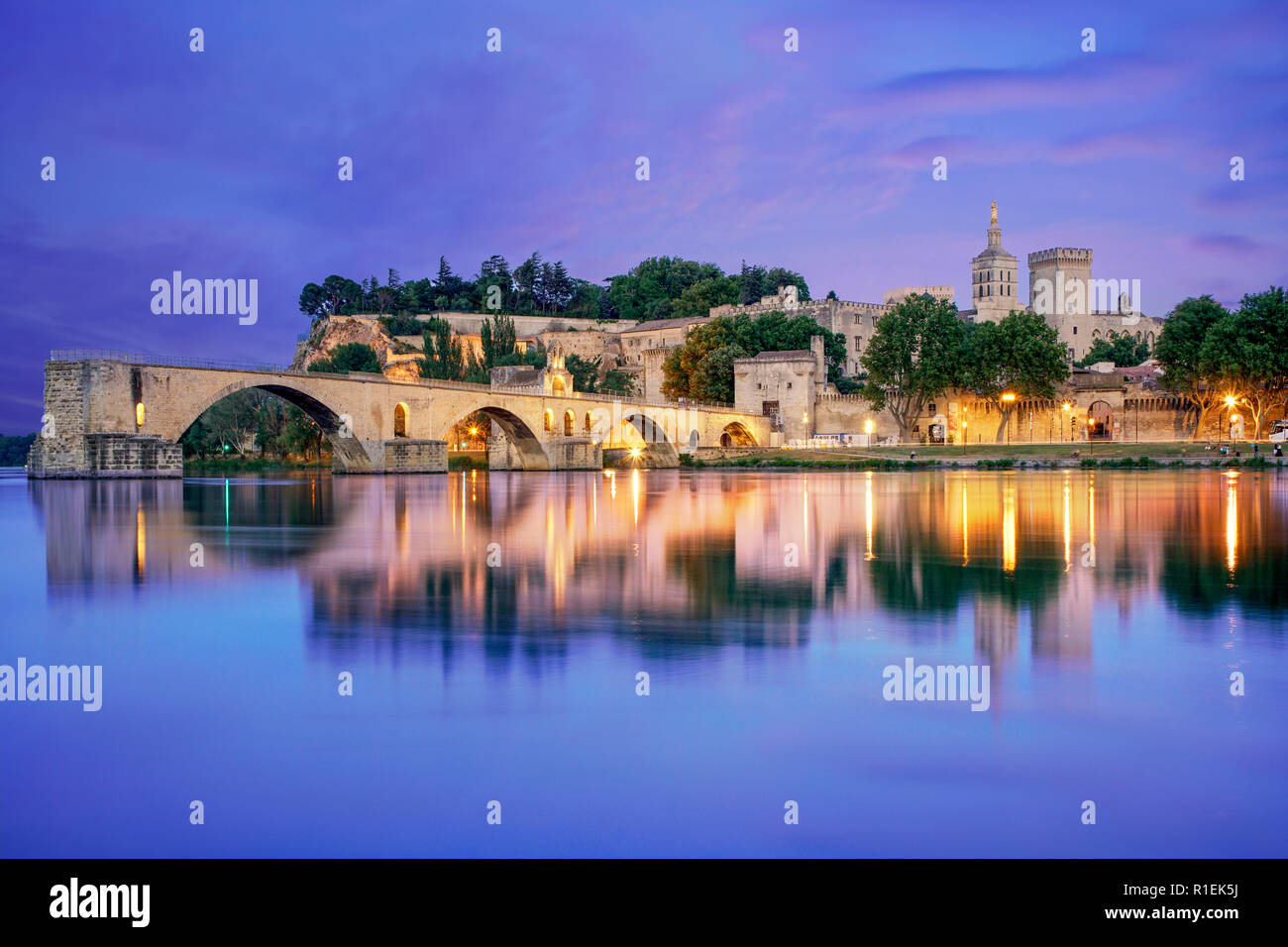 Saint-Benezet Brücke, Päpste Palace, Palais des Papes, UNESCO, Rhône, Avignon, Provence, Frankreich Stockfoto