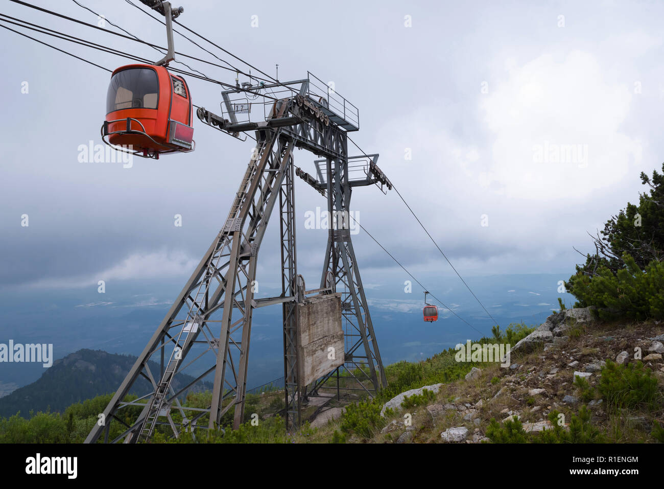 Gondelbahn in Rila Gebirge - Borovets, Bulgarien Stockfoto