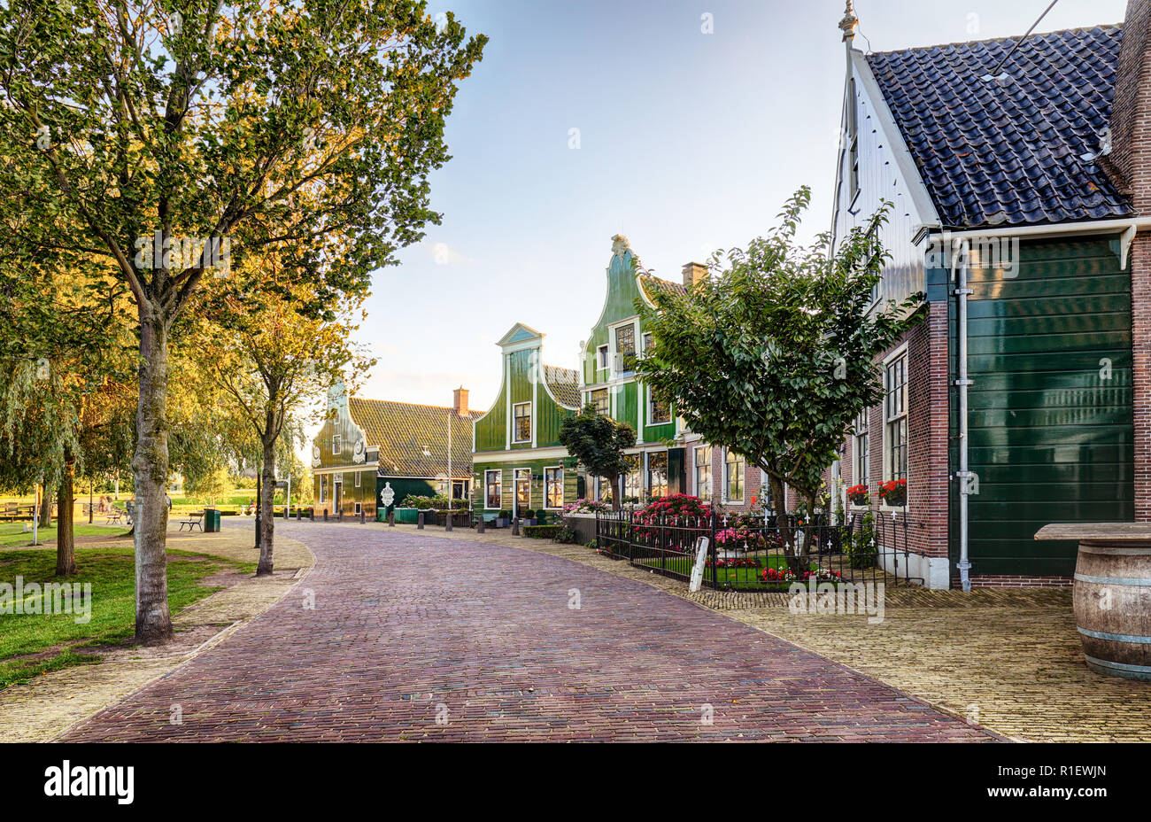 Traditionelles Haus im historischen Dorf Zaanse Schans, Niederlande Stockfoto