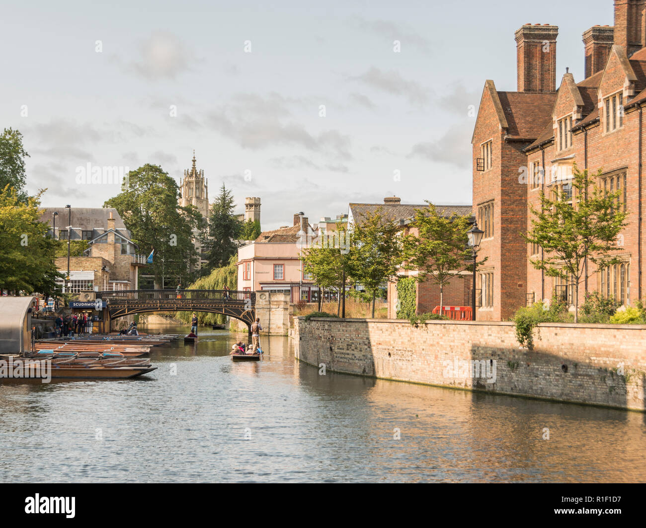 Die Ufer des Flusses Cam im Zentrum von Cambridge, England, Großbritannien Stockfoto