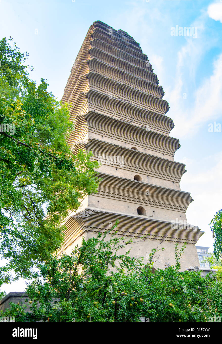 XIAN, CHINA - 27 May 2018: Die Kleine Wildgans-Pagode ist innerhalb der Jianfu Tempel Komplex und stammt aus der Tang Dynsaty entfernt. Stockfoto