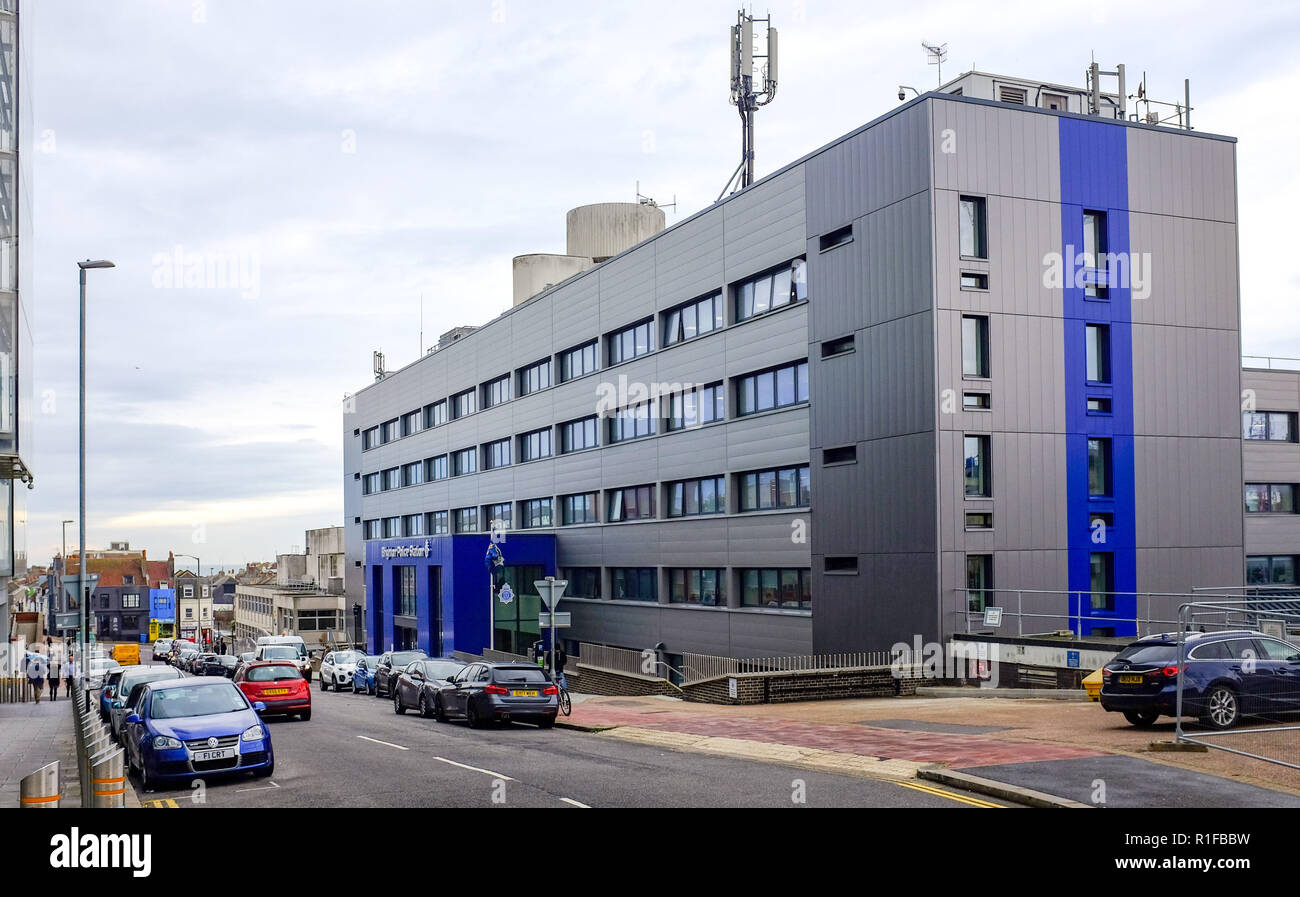 Die kürzlich renovierte Brighton Polizei in John Street Brighton UK eine der größten im Land Stockfoto