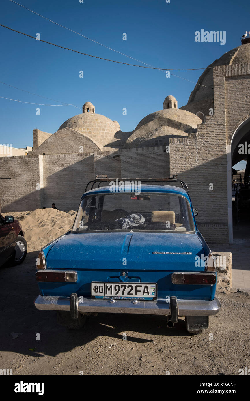 Usbekistan, Buchara, altes Auto Stockfoto