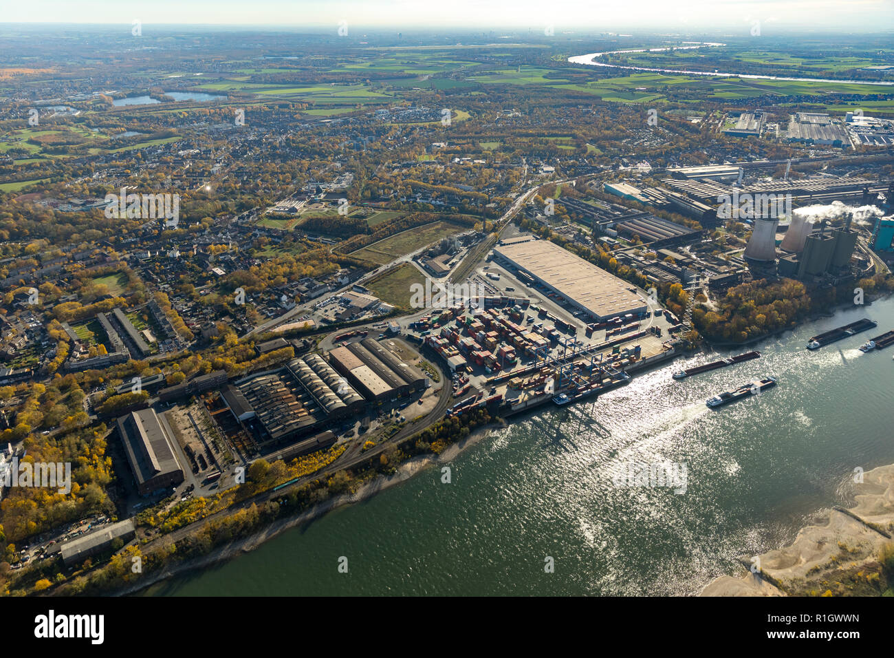 Luftaufnahme, logport II mit Containern, Rhein, Container Terminal, Containerverladung, Logistikstandort duisport Firma, Angerhausen, Duisburg, R Stockfoto