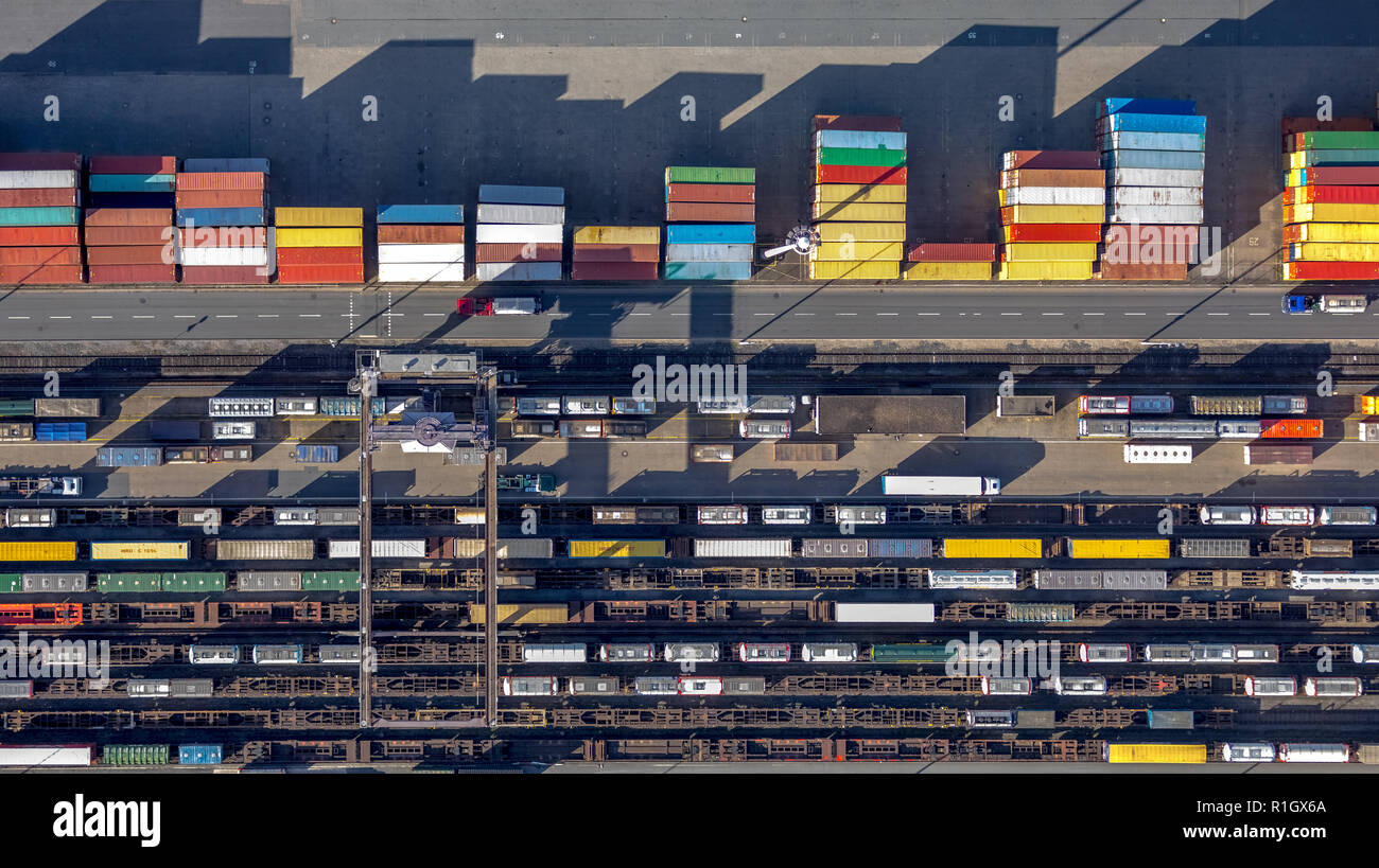 Luftaufnahme, Duisport, Duisburg Hafen, Logistik, Güterverkehr, Container, Container verladen, waren Transfer Point, Binnenschifffahrt, Kasslerfeld, Stockfoto
