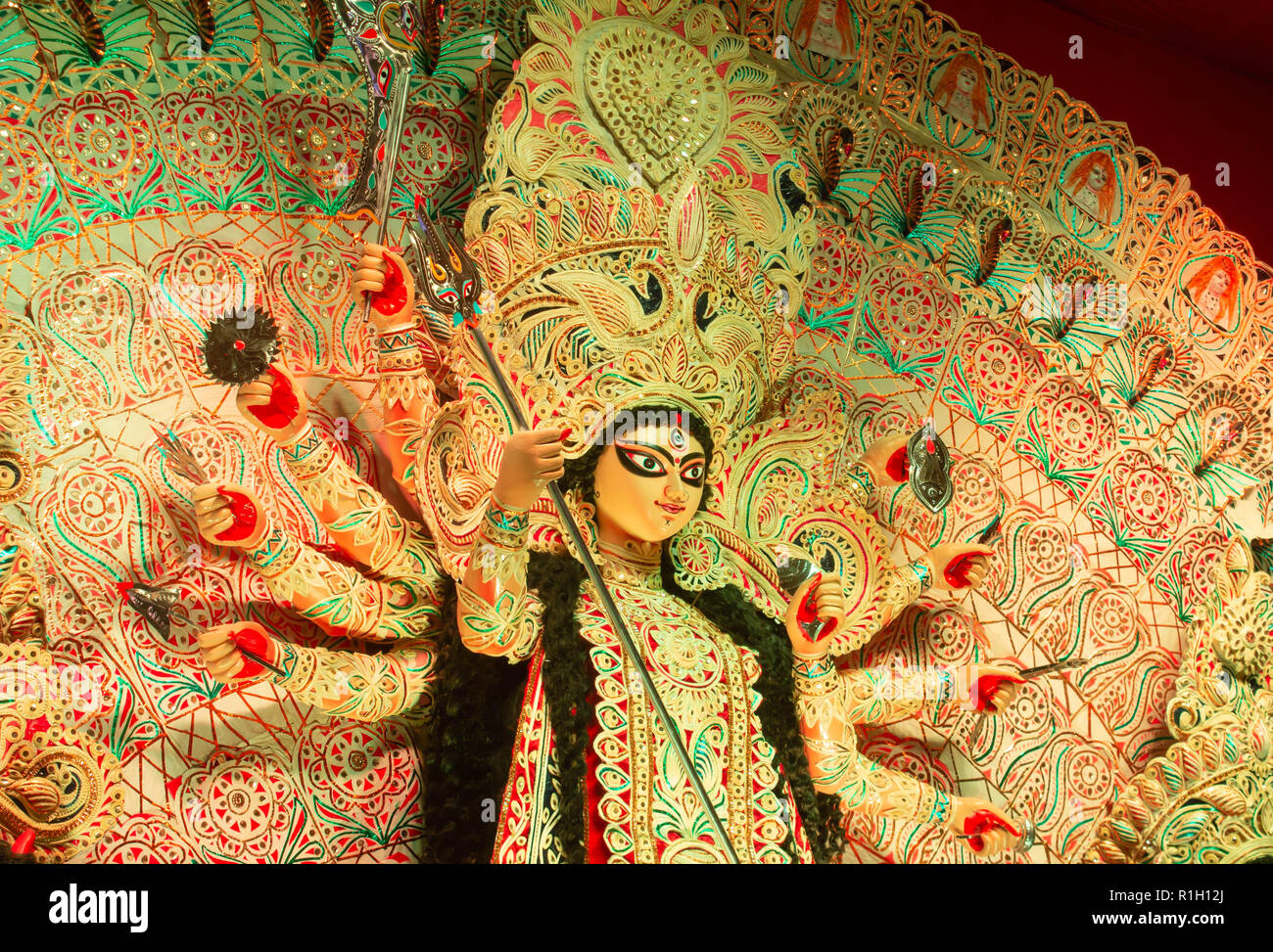 Central Park, Pocket-40, C.R. Park, New Delhi, DT-15 Oct 2018. Eine Ansicht von Durga Puja Pandal Idiol an Stockfoto