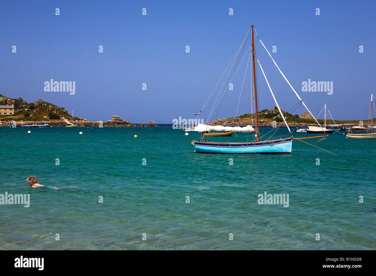 Traditionelle Yachten vor Anker, alte Hafen Grimsby, Tresco, Scilly-inseln, Großbritannien Stockfoto