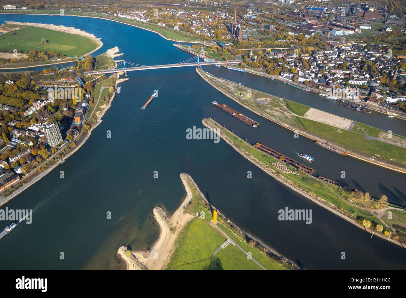 Luftaufnahme, Ruhr Mündung, Rhein-Herne-Kanal, Rhein, Orange, Fluss, Estuary, Ruhr, Rhein, Ruhr, Homberger Brücke, Hintergrundbeleuchtung, Ebbe, Wasser refl Stockfoto