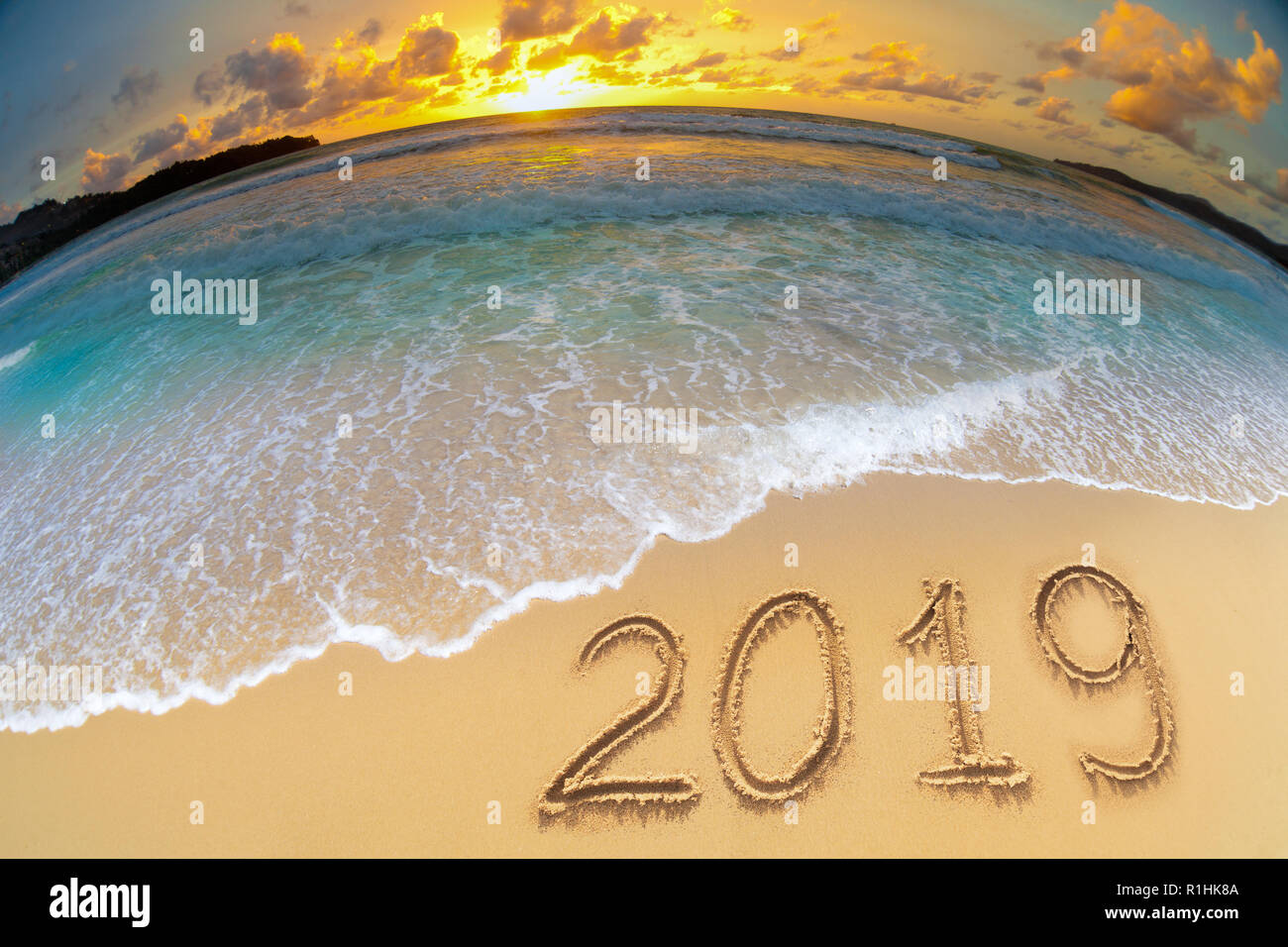 Neues Jahr 2019 Strand feiern. Stockfoto