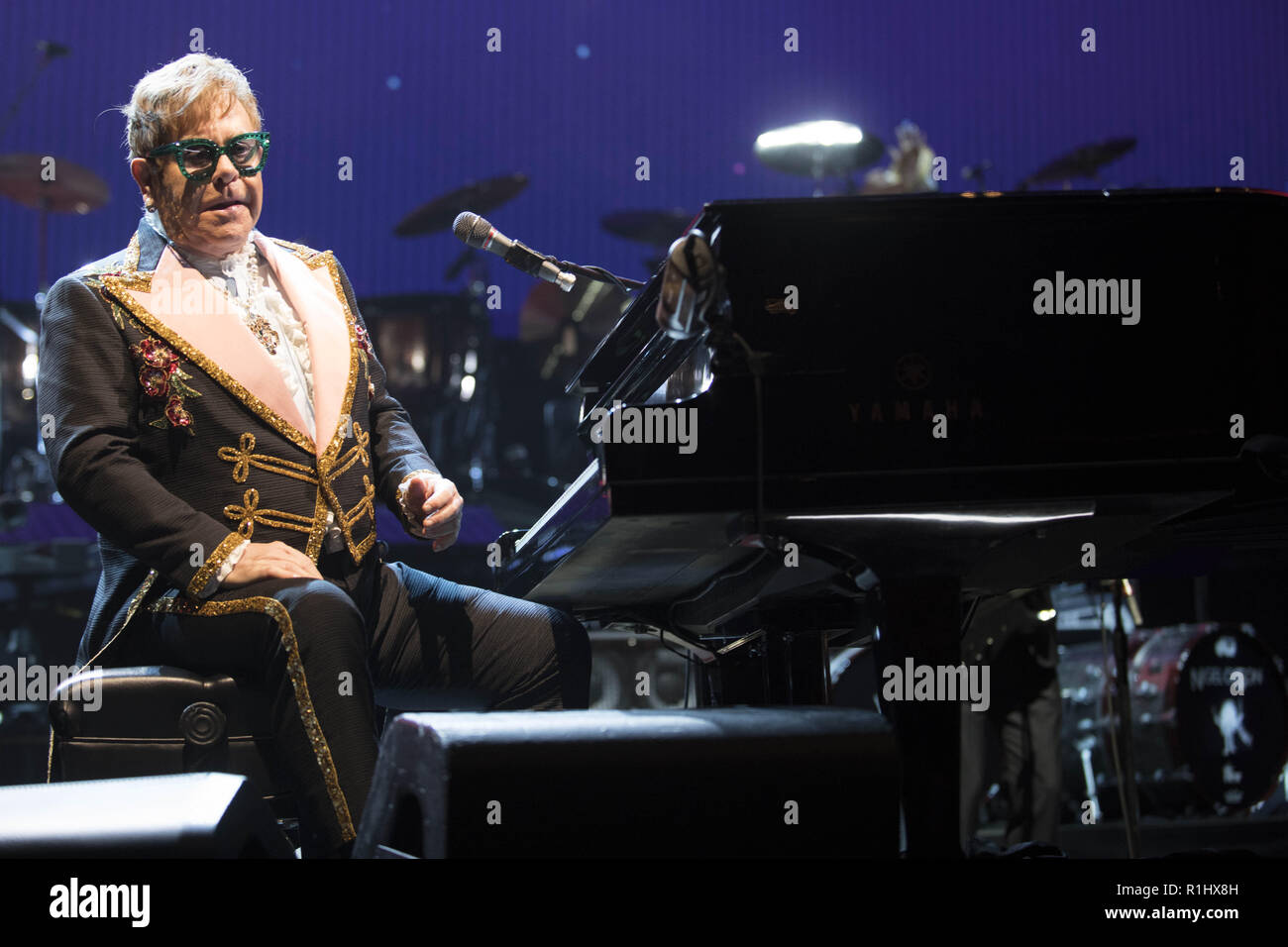 Sir Elton John führt auf dem Little Caesars Arena als Teil seiner "Abschied Yellow Brick Road "Final tour Mit: Elton John Wo: Detroit, Michigan, United States Wenn: 12 Okt 2018 Credit: WENN.com Stockfoto