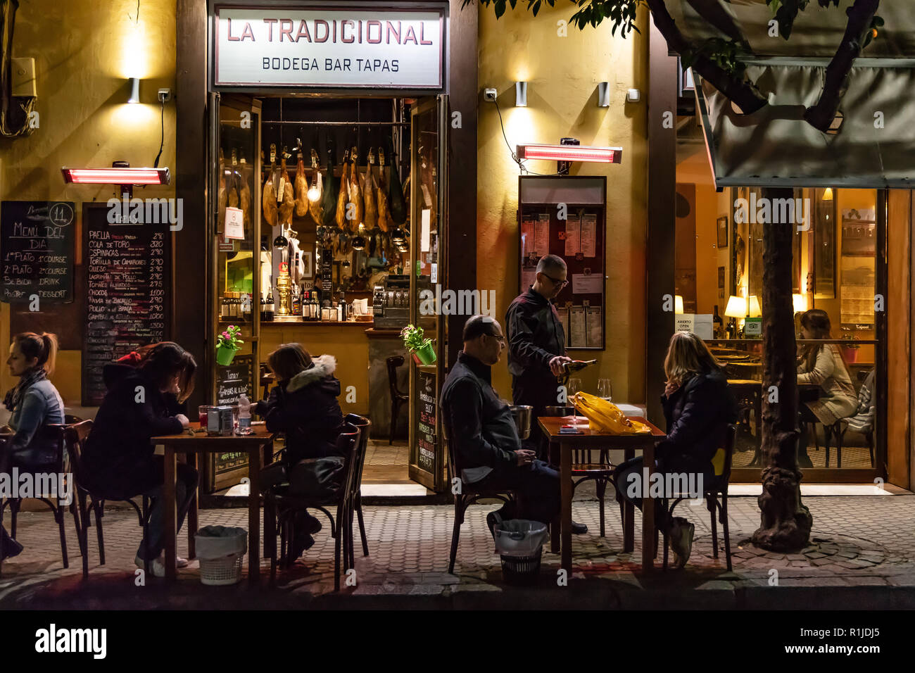 Tapas Bar Tradicional, Sevilla, Andalusien, Spanien Stockfoto