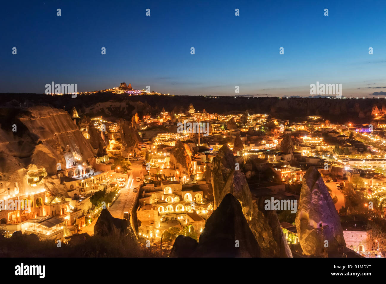 Schöne aeral Nacht Blick Göreme in Kappadokien, Türkei Stockfoto