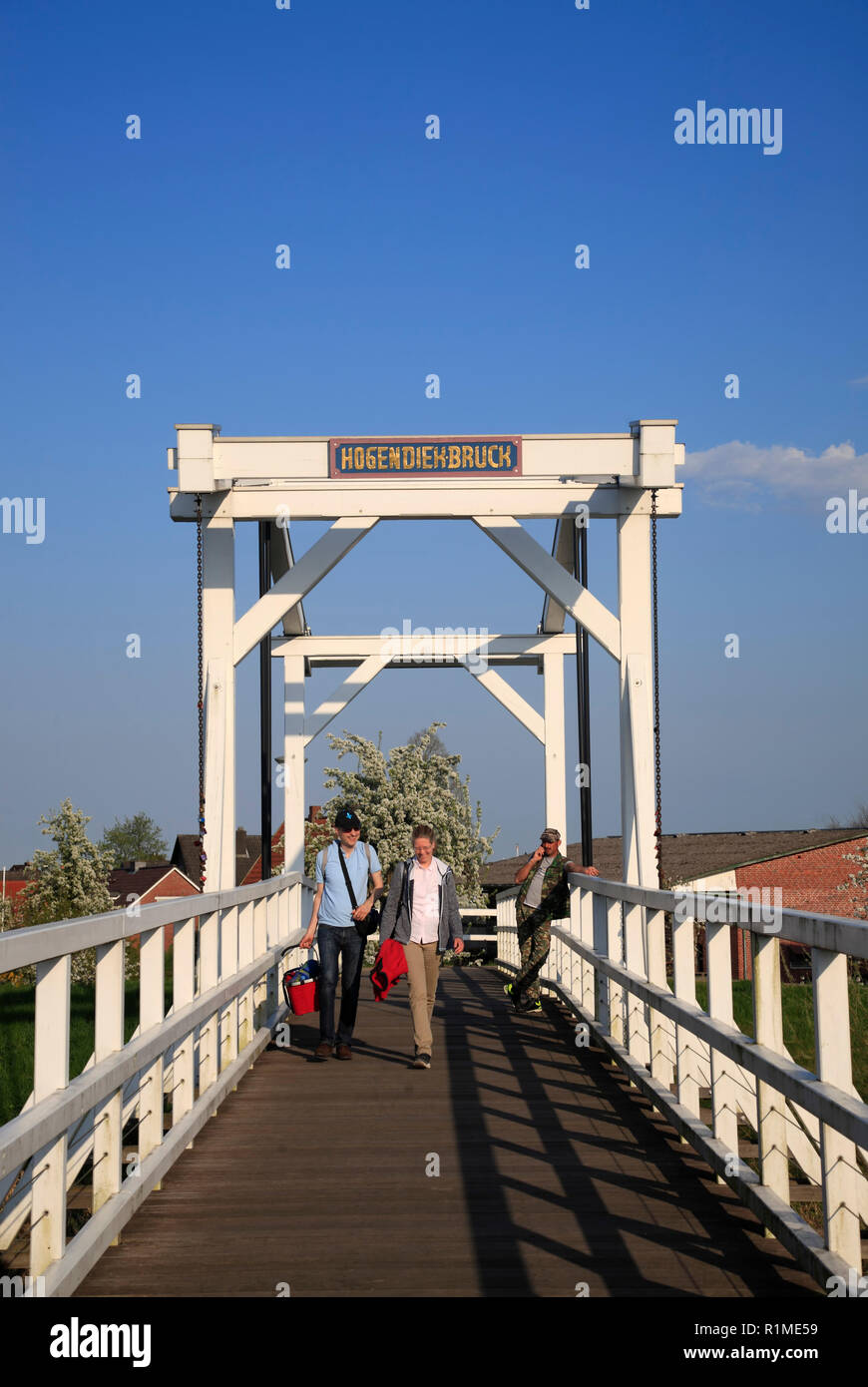 Steinkirchen, Hogendiekbrücke (alte holländische Brücke) Altes Land, Niedersachsen, Deutschland, Europa Stockfoto