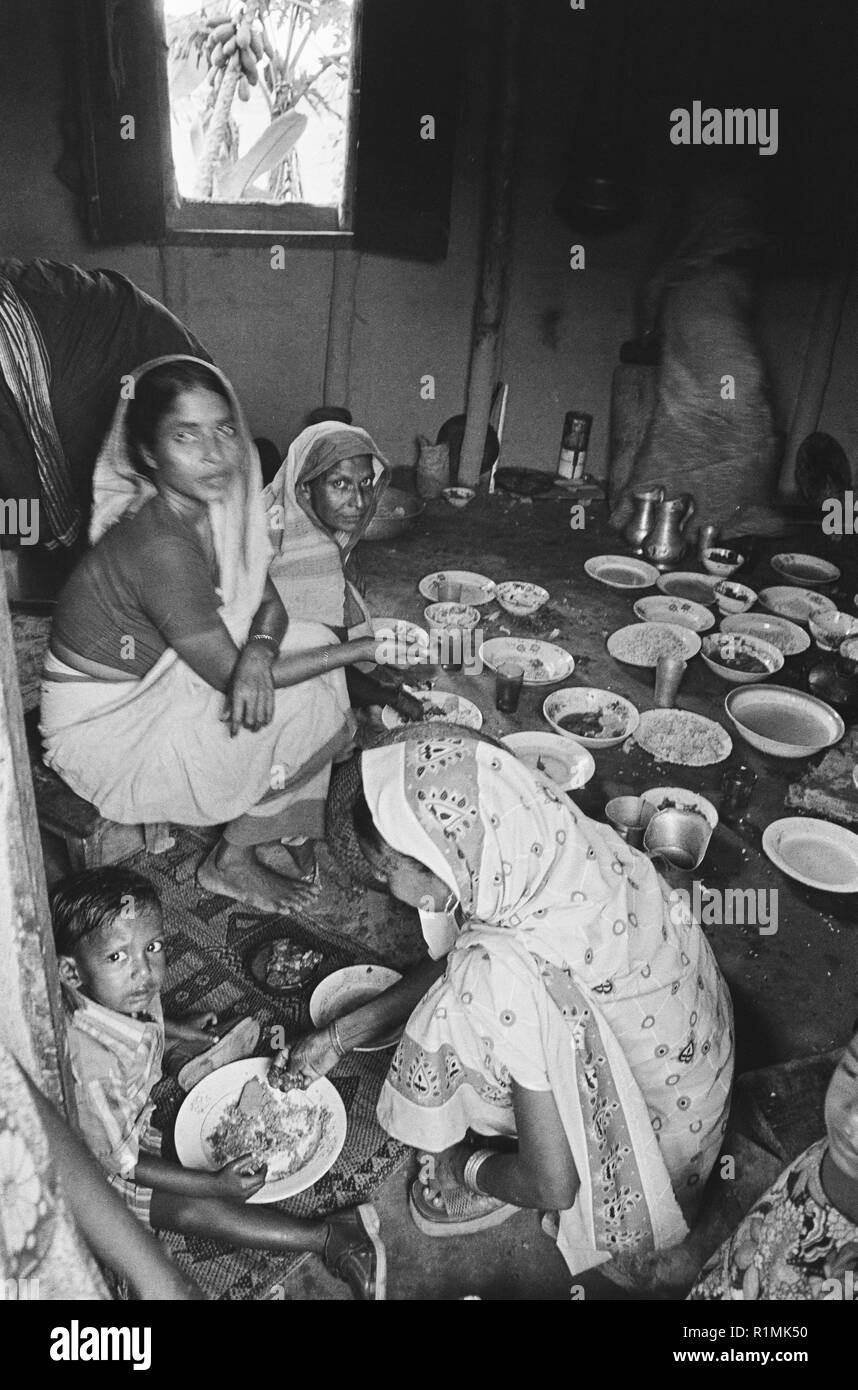 Die Vorbereitungen für die Hochzeit, Sylhet Bezirk, 1980 Stockfoto