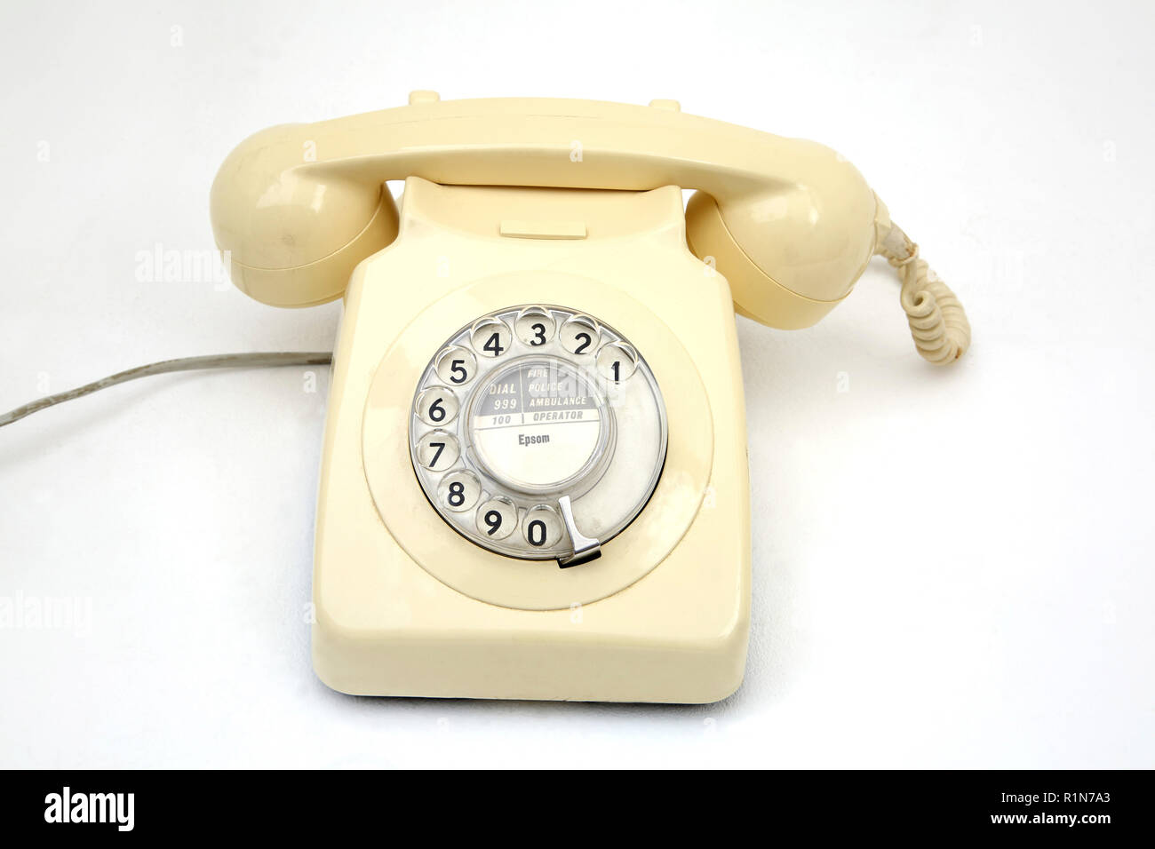 Cremefarbene Vintage Drehschalter Telefon Stockfoto
