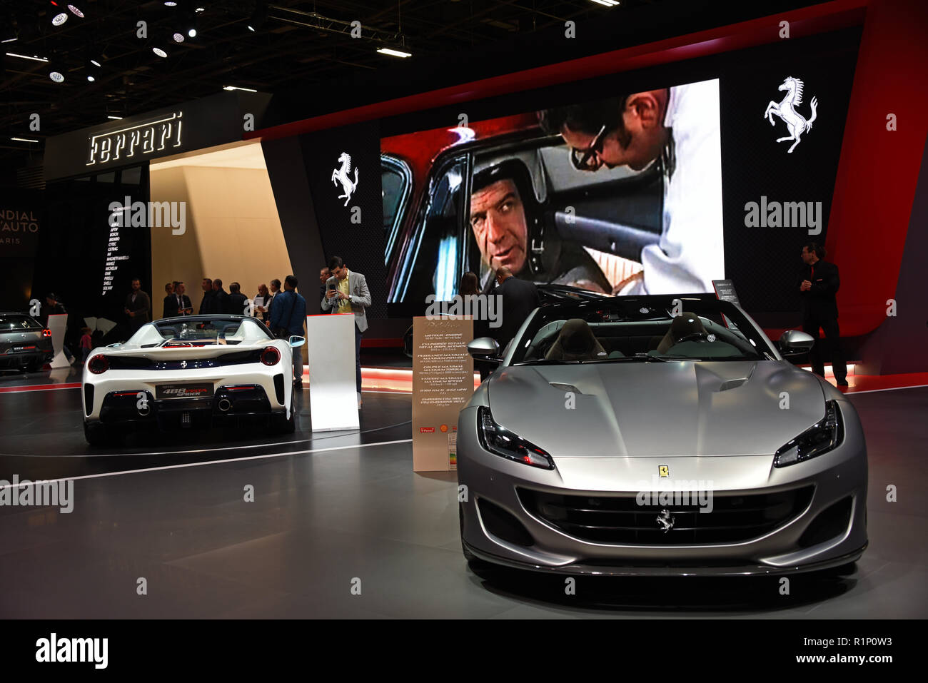 Ferrari Portofino und Ferrary 488 Pista Spider Mondial Paris Motor Show, Paris, Frankreich, Europa Stockfoto