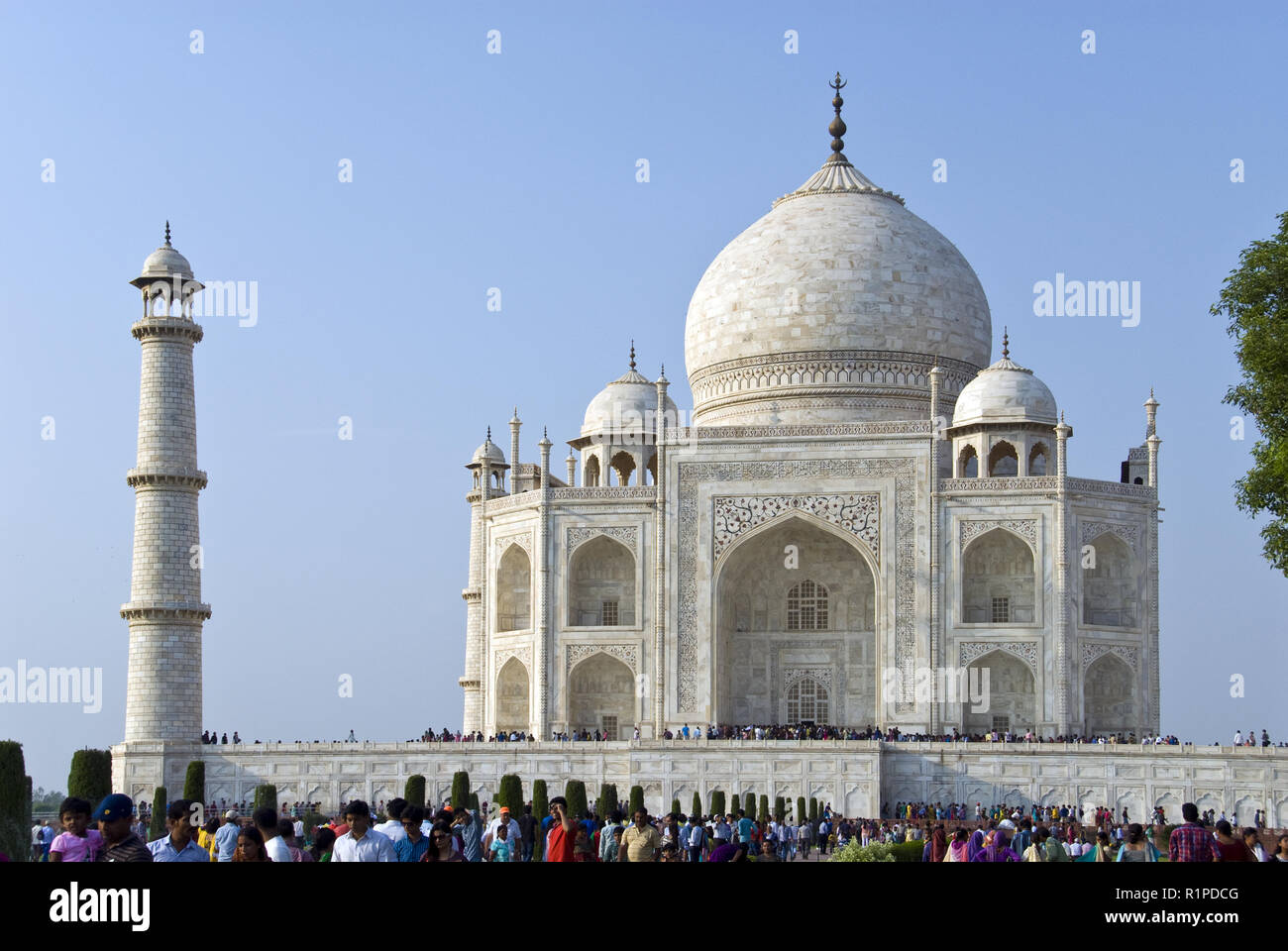 Das Taj Mahal ist ein weißer Marmor Mausoleum in Agra, Indien von Großmogul Shah Jahan zum Gedenken an seine Frau Mumtaz Mahal erbaut. Stockfoto