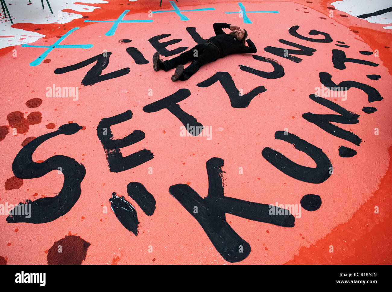 12 November 2018 Bayern Munchen Jonathan Meese Maler Und