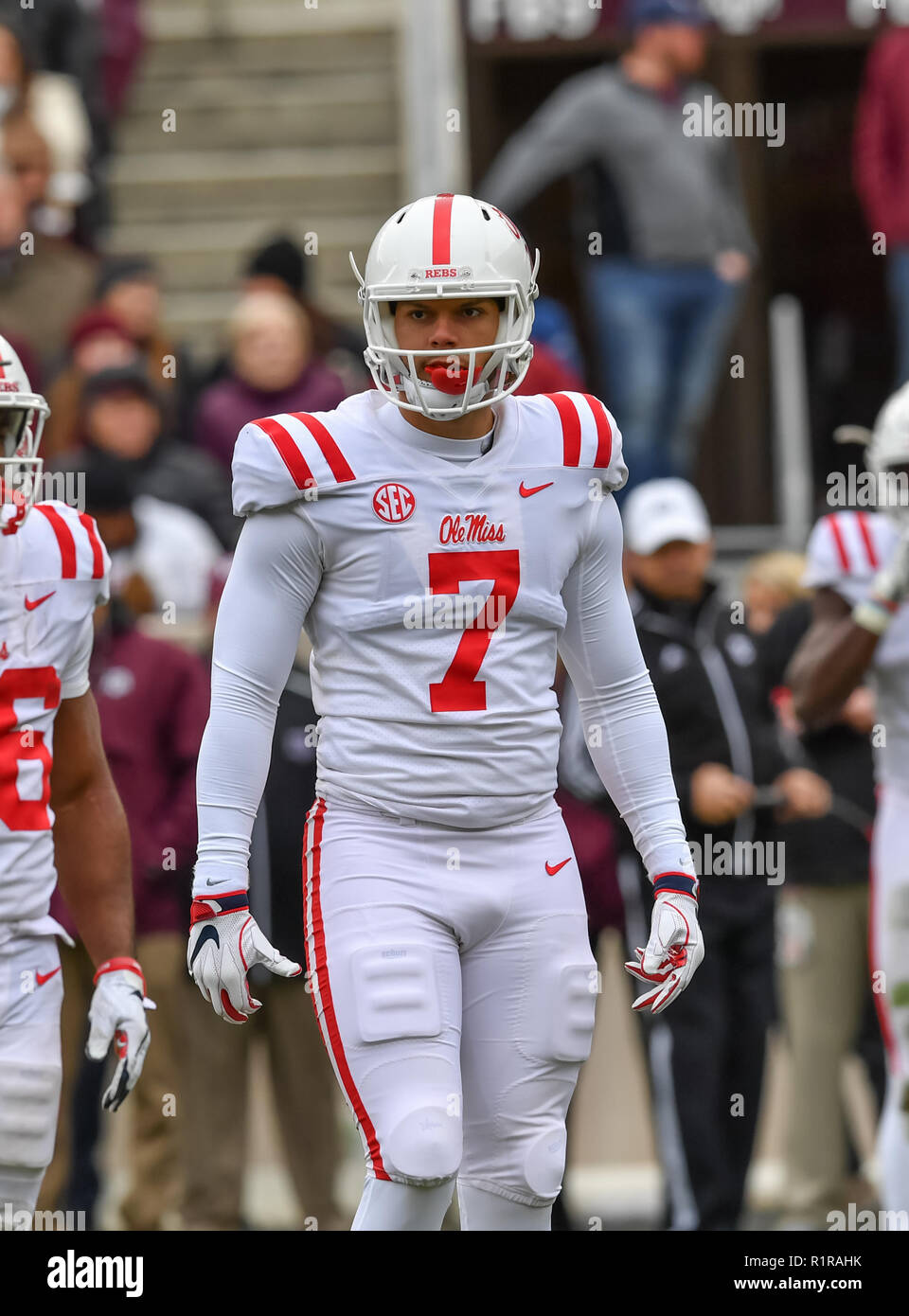 College Station, TX, USA. 10 Nov, 2018. Ole Fräulein tight end, Jason Pellerin (7), während der NCAA Football Spiel zwischen der Texas A&M Aggies und die Ole Miss Rebels, in College Station, TX. (Absolut komplette Fotograf & Company Credit: Joseph Calomeni/MarinMedia.org/Cal Sport Media) Credit: Csm/Alamy leben Nachrichten Stockfoto