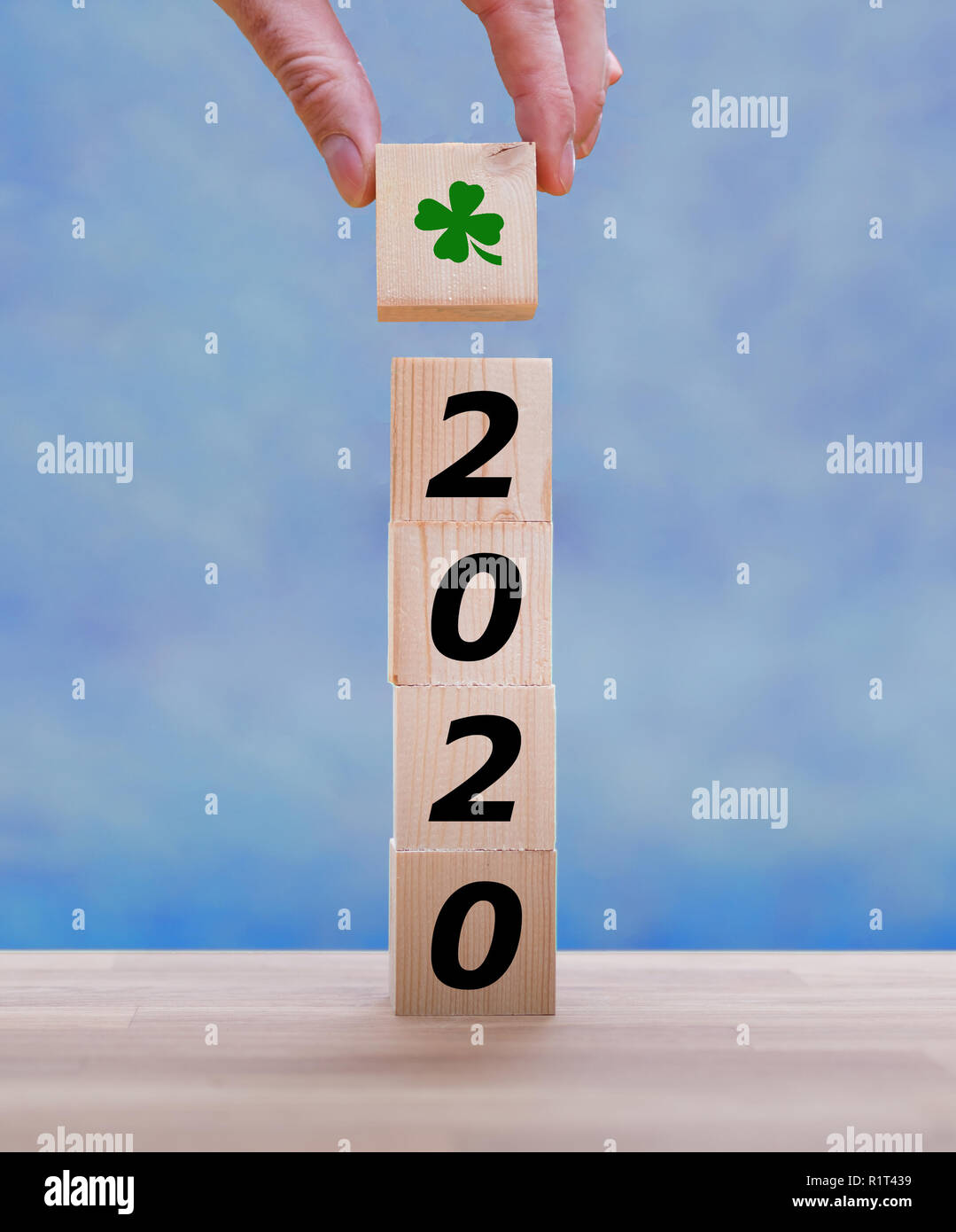Stapeln von Würfeln Form das Jahr "2019" Stockfoto