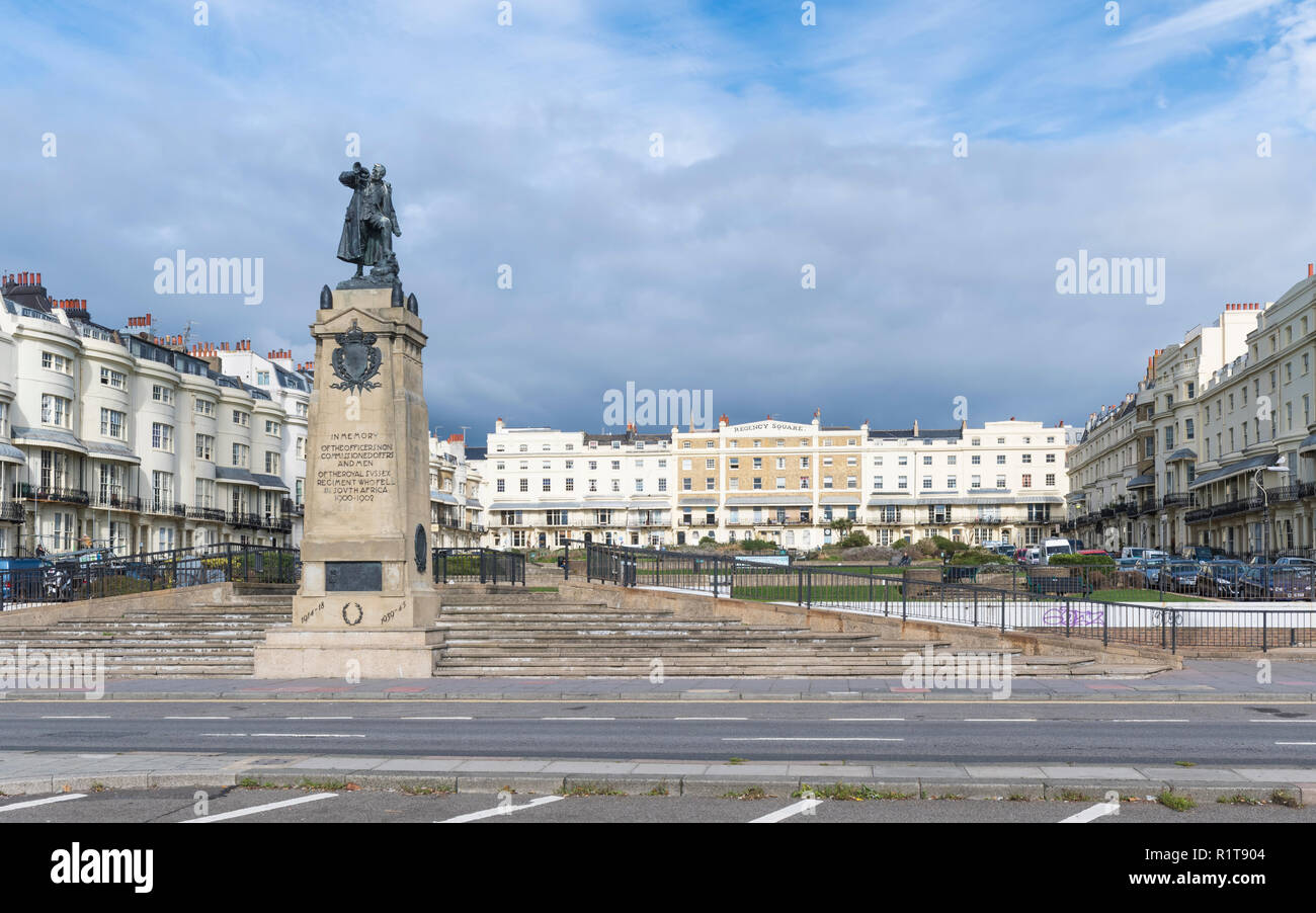 South African War Memorial (1905) für die gefallenen Menschen von Royal Sussex Regiment bei den Regency Square in Brighton, East Sussex, England, UK. Stockfoto