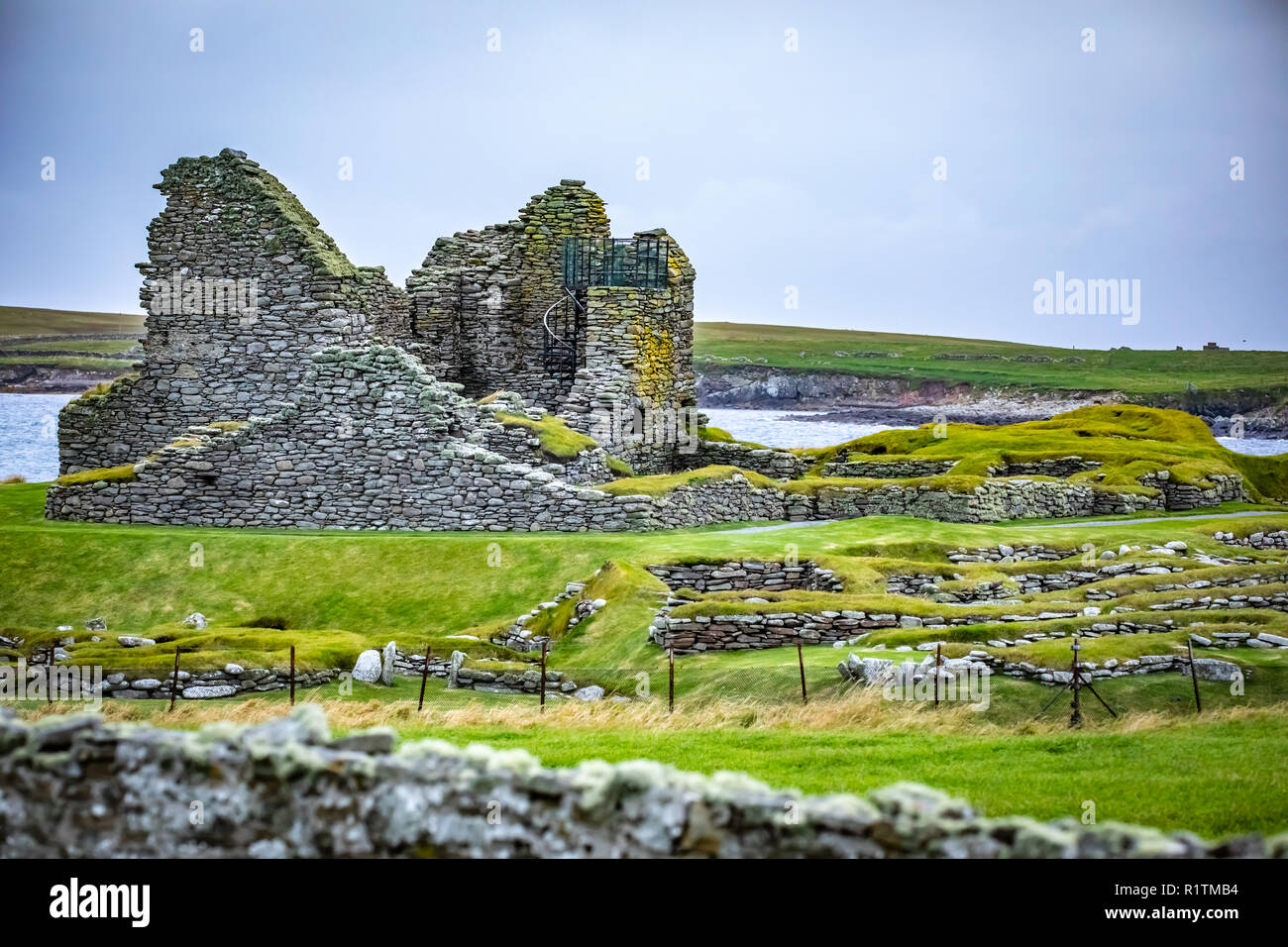 Schottland, Shetland Inseln, jarlshof ist die beste bekannte prähistorische Ausgrabungsstätte in der Shetlandinseln, Schottland. Es liegt in der Nähe der Südspitze der Sie Stockfoto