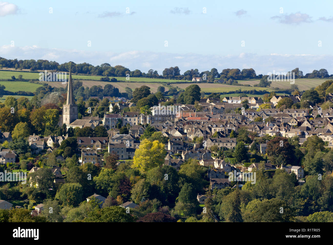 Frühe Anzeichen von Herbst Farbe um den Cotswold Dorf Painswick, Gloucestershire, VEREINIGTES KÖNIGREICH Stockfoto