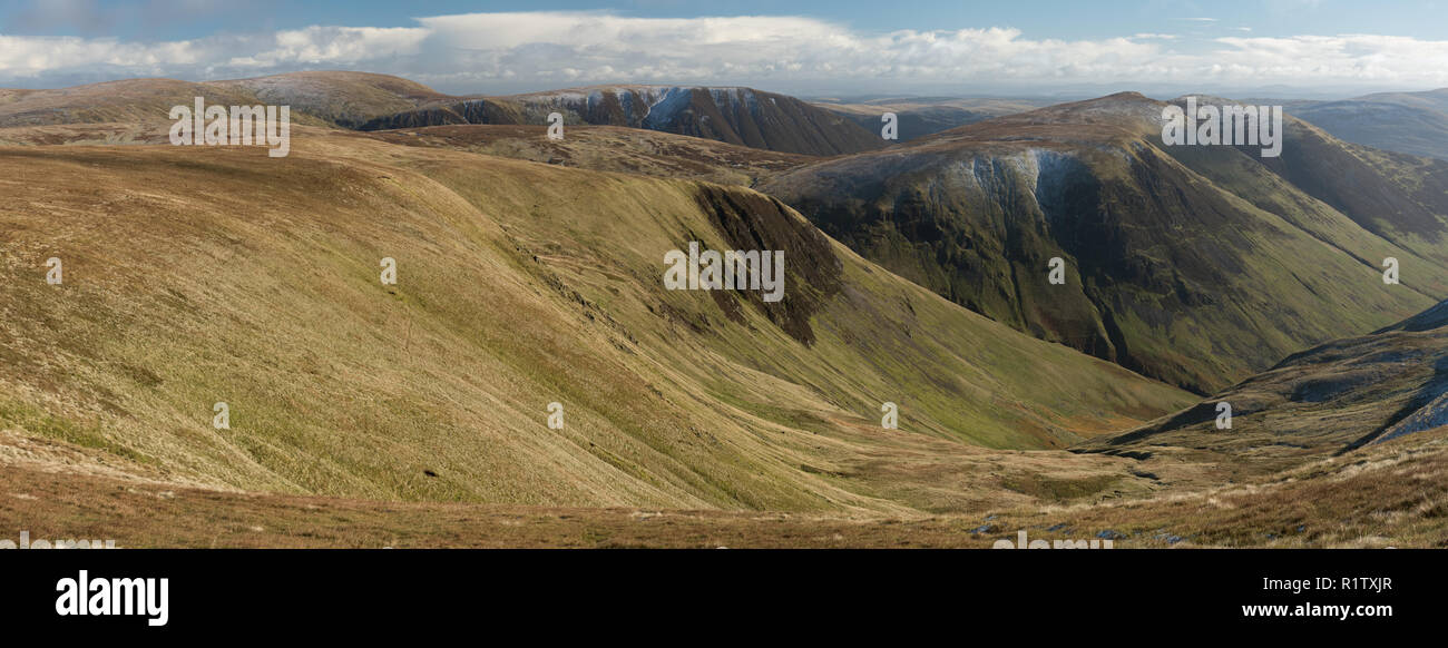 Weiß Klamm und Sattel Gabel in der oberen schwarzen Hope Valley, Moffat Hills, Schottland Stockfoto