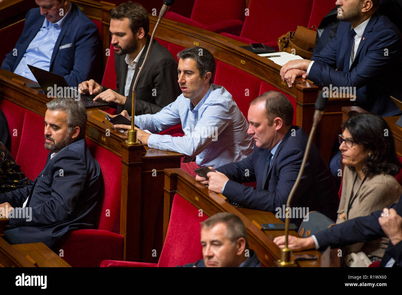 Mitglied des französischen Montage François Ruffin gesehen die Teilnahme an einer Sitzung der Fragen zur Regierung in der Nationalversammlung 14. November 2018 Stockfoto