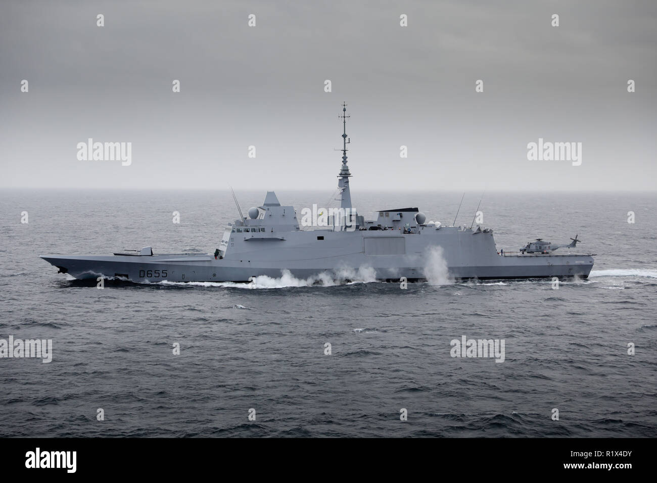 Die fünften Fregatte FREMM multi Mission für die französische Marine FS Bretagne im Nordatlantik Stockfoto