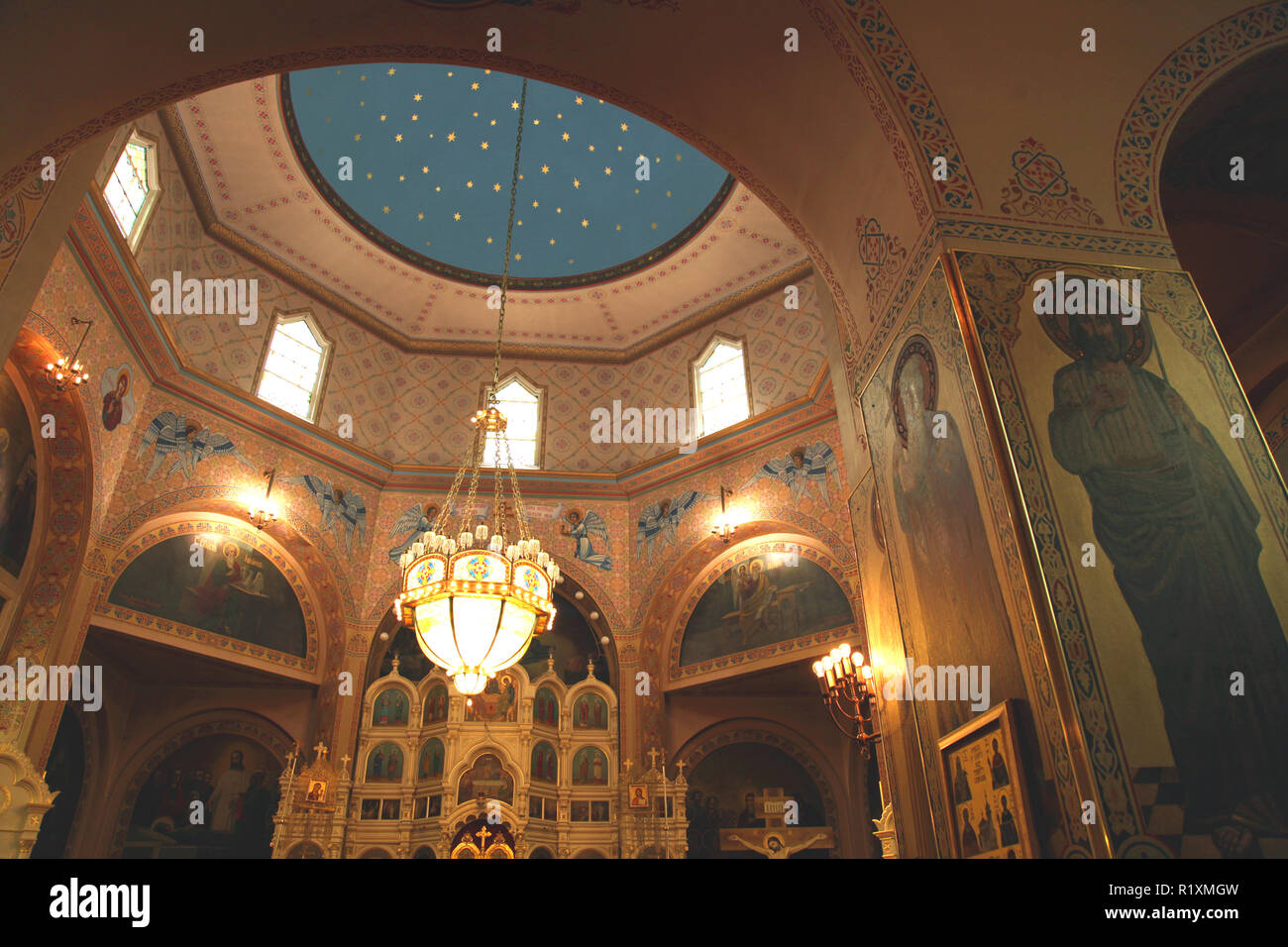 Heilige Dreifaltigkeit Orthodoxe Kathedrale (1903 von Louis Sullivan entworfen), Chicago, IL, USA Stockfoto