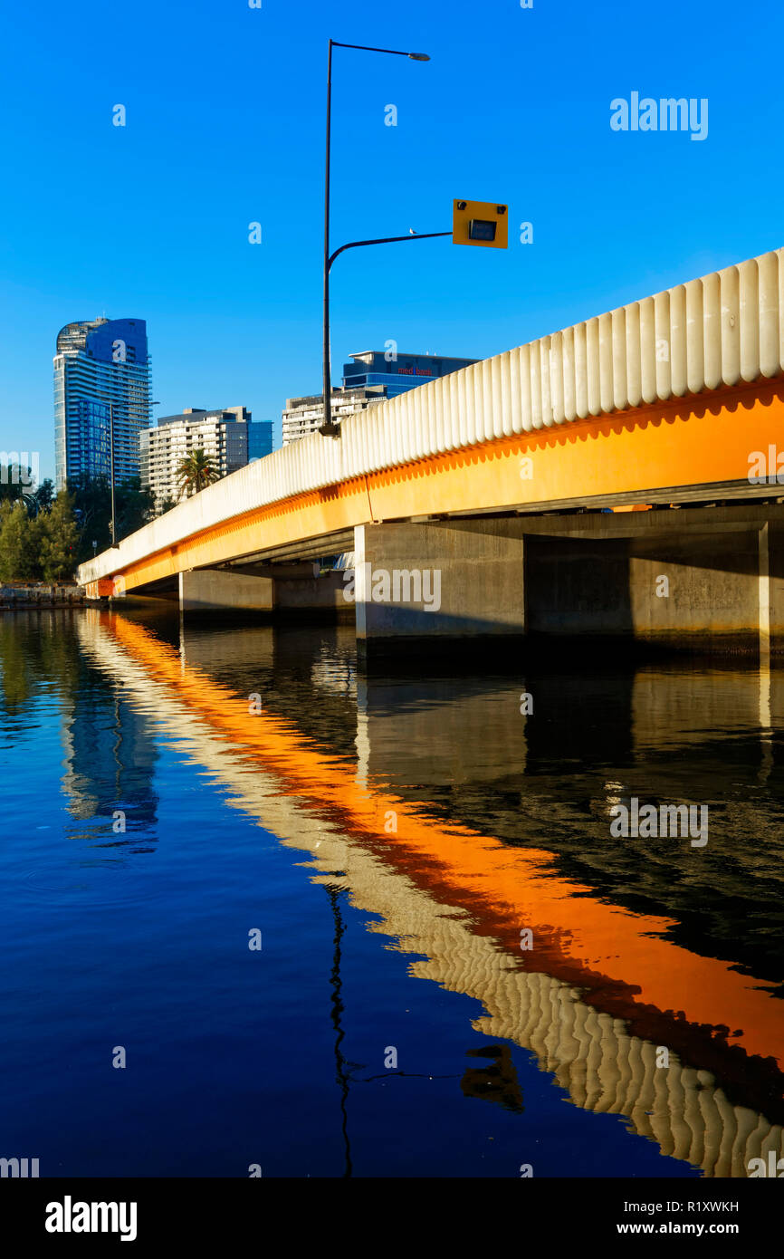 Wurundjeri Weg, Brücke, den Fluss Yarra, Docklands, Melbourne, Victoria, Australien Stockfoto