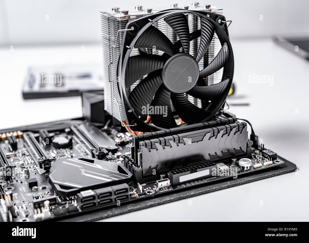 Komponenten des Computers bei der Montage des PC. Stockfoto