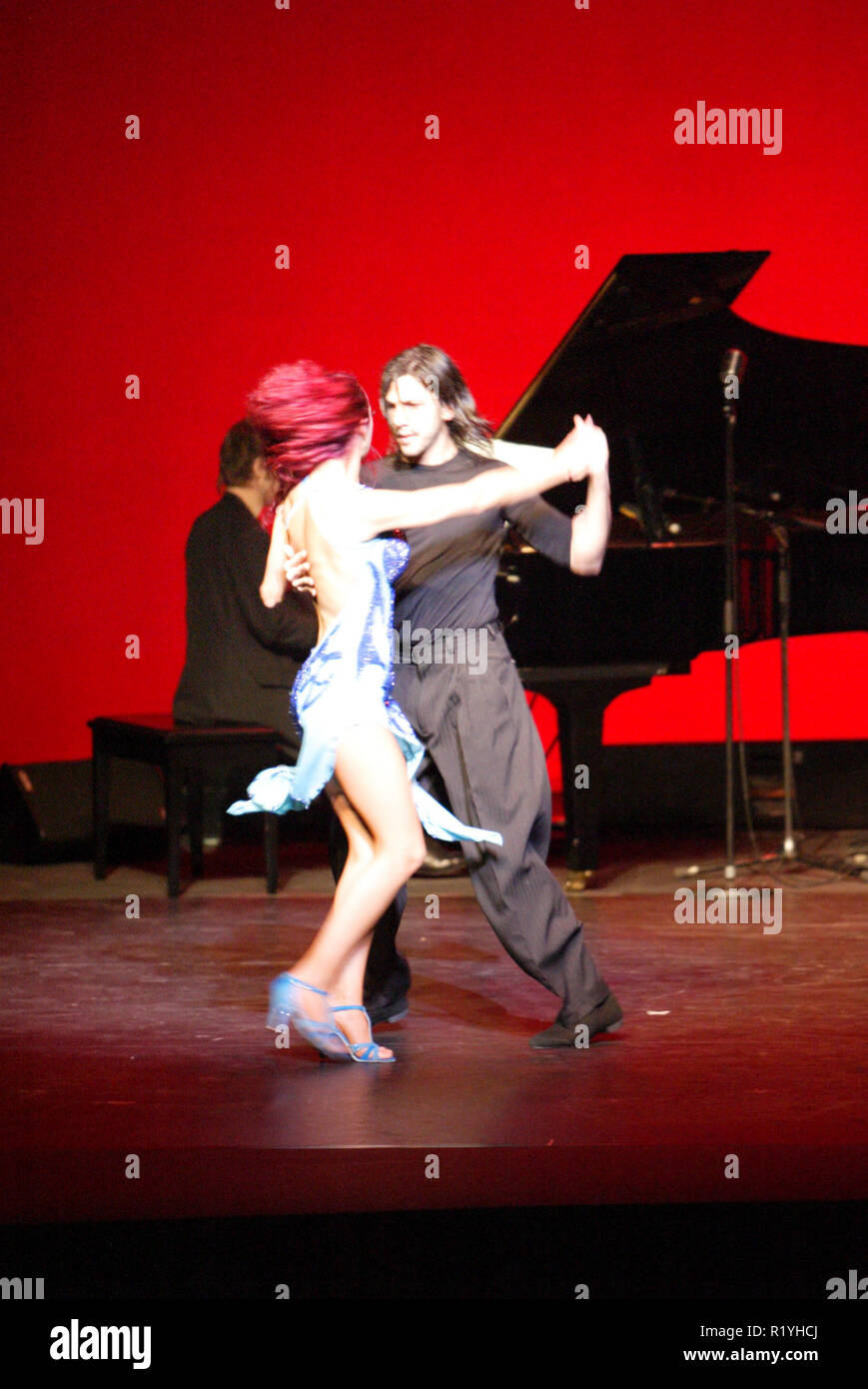 Tango Fire Dance Performance in Sydney, Australien. Stockfoto