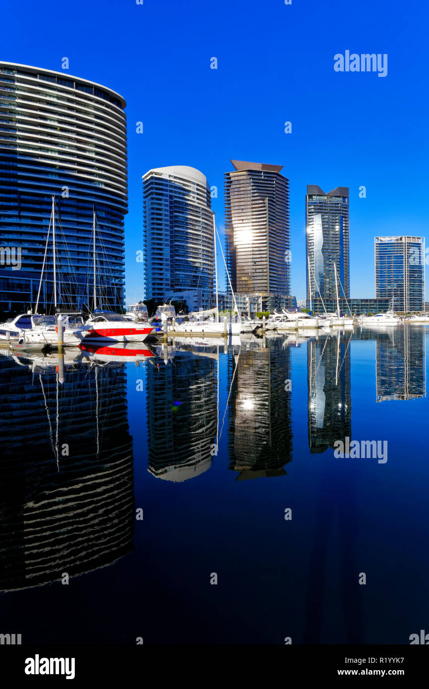 Victoria Harbour Marina Reflexionen Docklands, Melbourne, Victoria, Australien Stockfoto