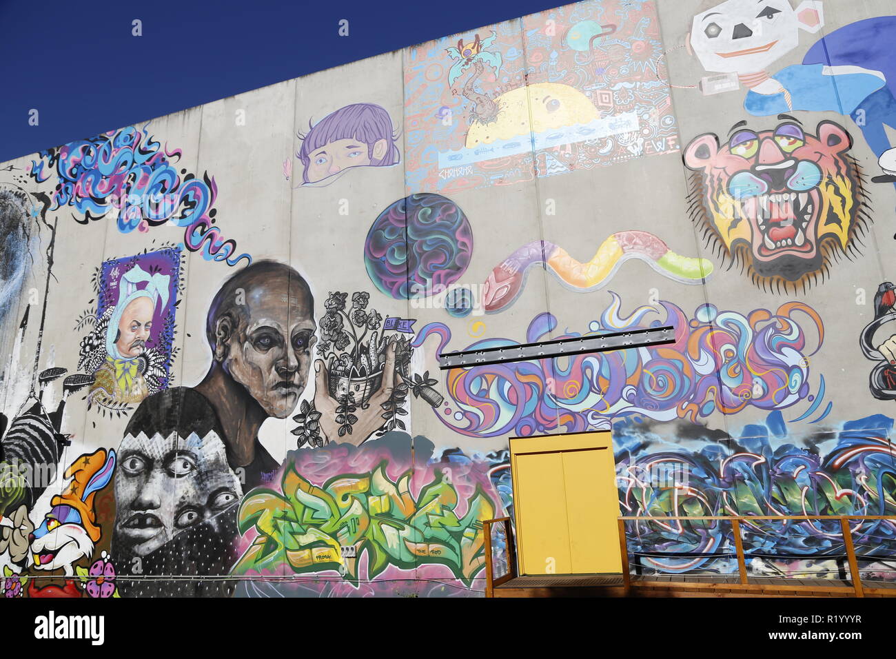Streetart, Graffiti in Melbourne die Docklands. Australien Stockfoto