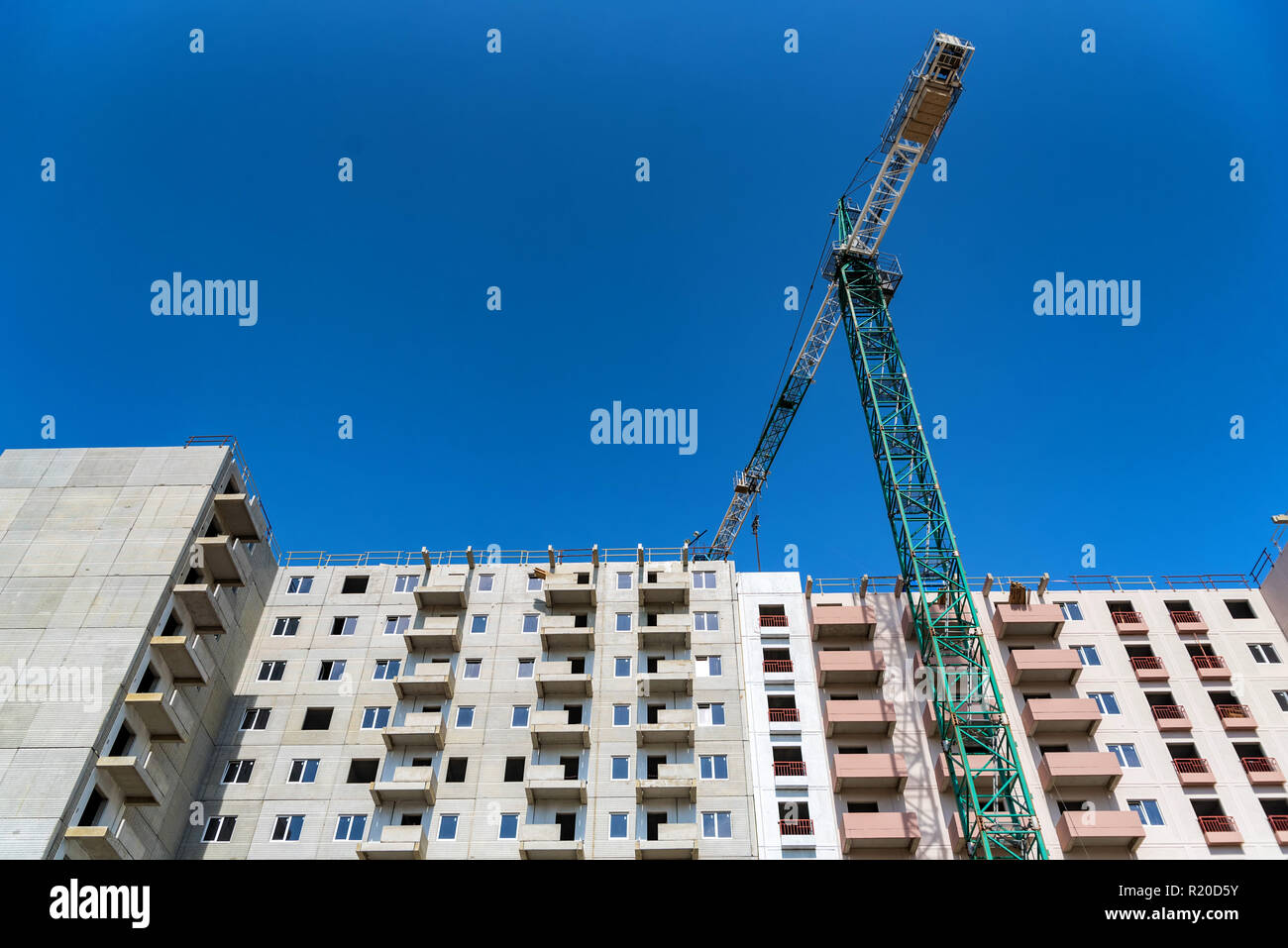 Moderne Baustelle mit Kran Stockfoto Moderne Baustelle mit Kran Stockfoto