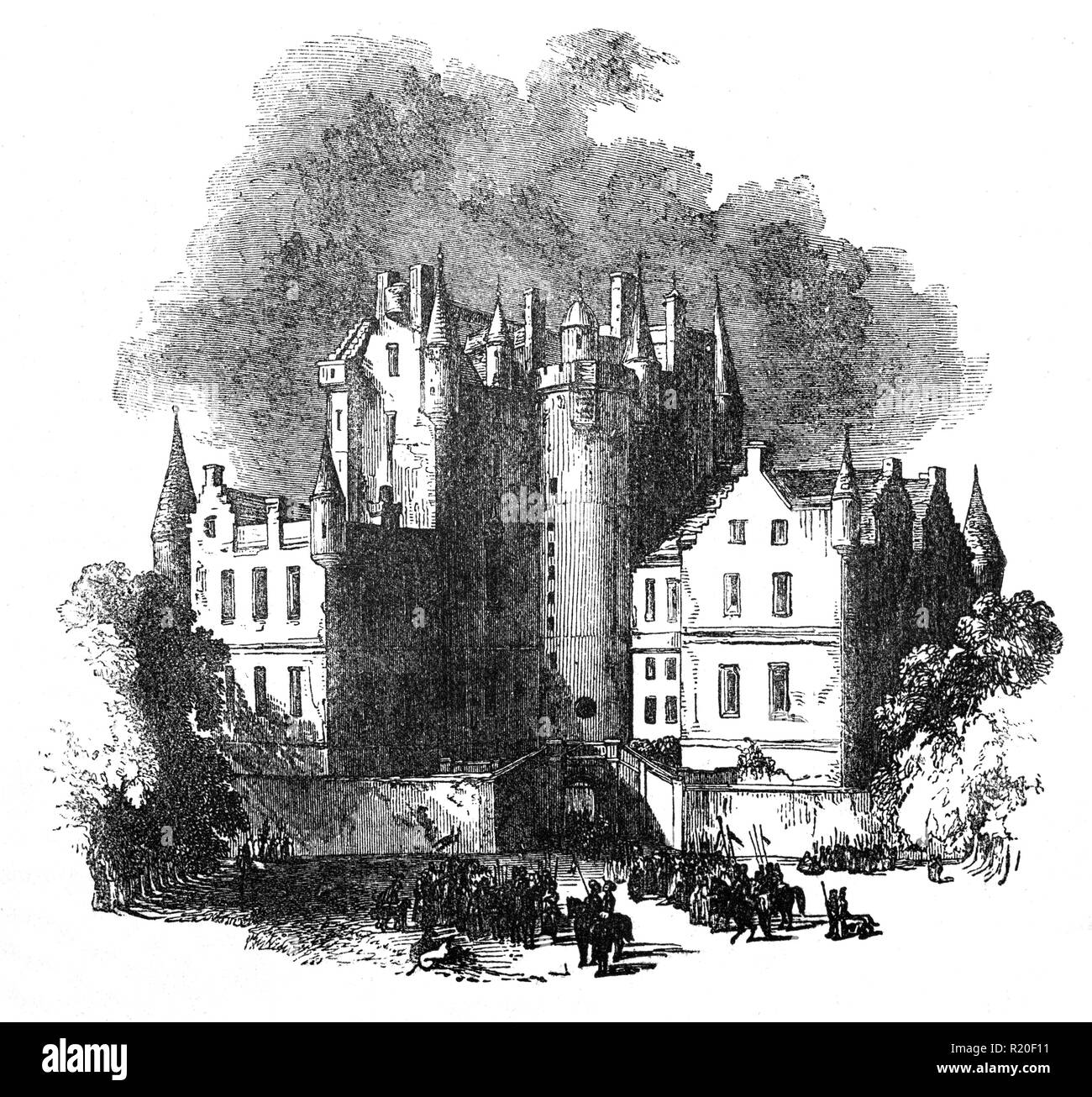 Glamis Castle ist neben dem Dorf Glamis in Angus, Schottland gelegen, ist die Heimat der Lyon Familie seit dem 14. Jahrhundert. 1606, Patrick Lyon, 9. Herr Glamis, wurde geschaffen, Graf von Kinghorne und begann mit großen Werke auf das Schloss, in dem die englischen Architekten Inigo Jones, die traditionell für die Neugestaltung des Schlosses verbunden worden ist, obwohl Historic Scotland des Königs Master Mason William Schaw Ein wahrscheinlicher Kandidat aufgrund der traditionellen schottischen Stil der Architektur betrachten. 1670 Patrick Lyon, 3rd Earl of Strathmore und Kinghorne, fand das Schloss unbewohnbar zu sein Stockfoto
