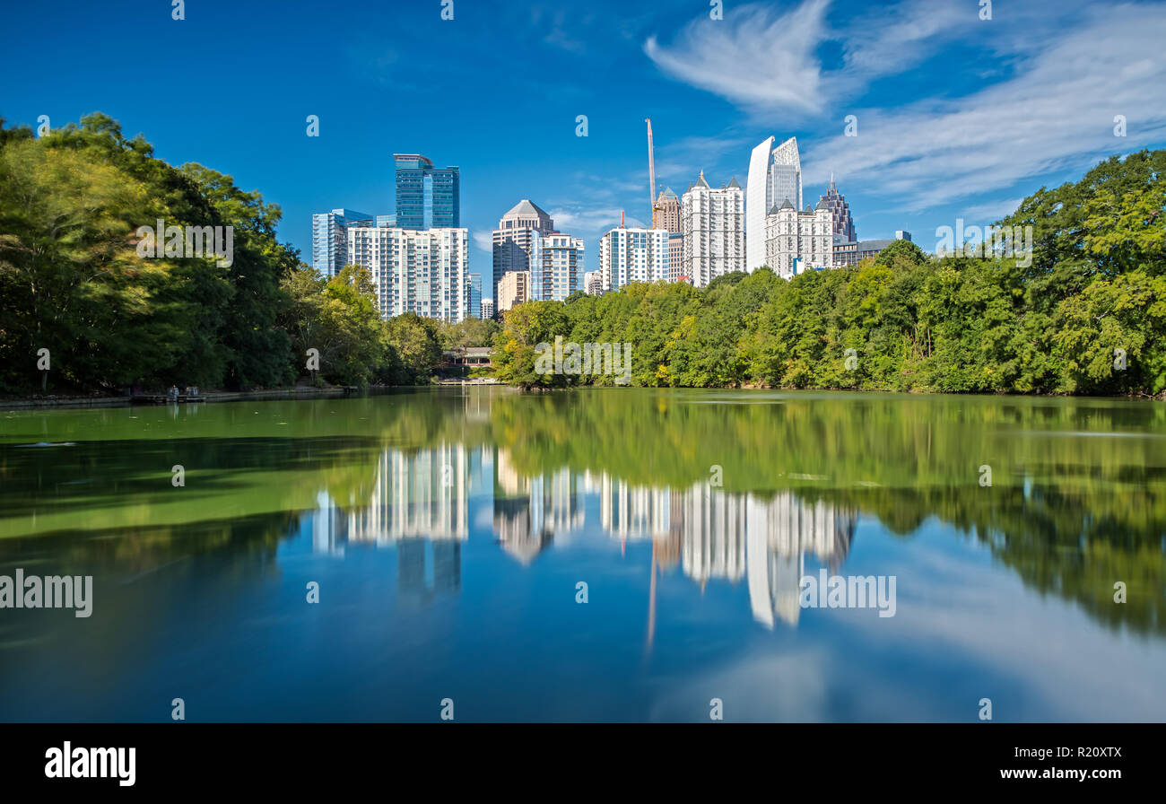 Atlanta Skyline von Piedmont Park Stockfoto