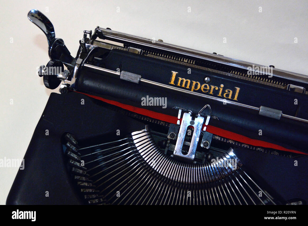 Imperial Die guten Begleiter Modell T tragbare Schreibmaschine, 1941 Vintage Stockfoto