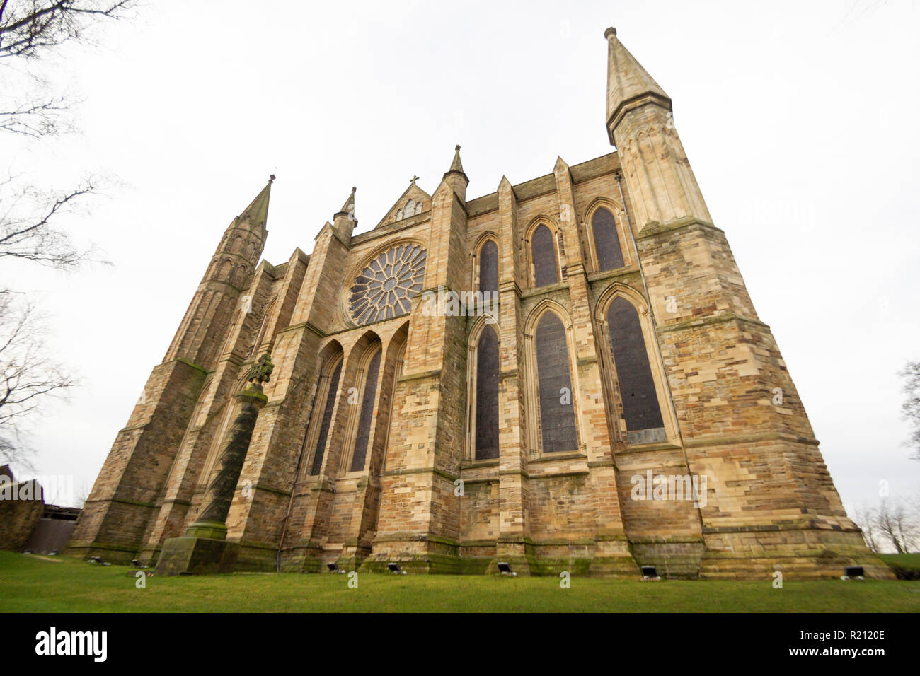 Durham/England - 5. Januar 2013: Weitwinkel Foto von Durham Cathedral Stockfoto