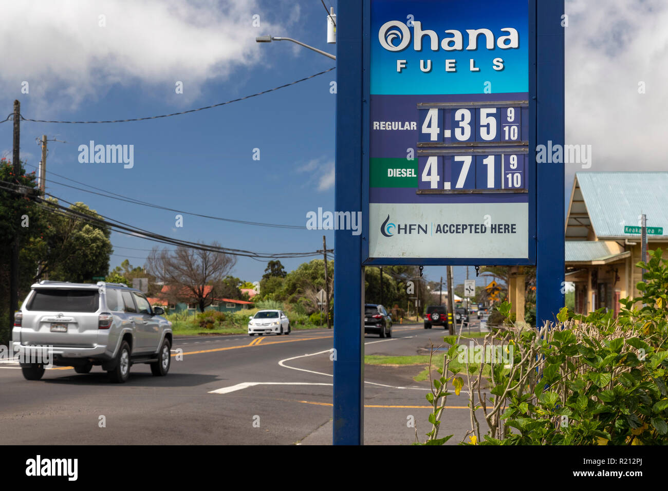 Waimea (Kamuela, Hawaii - Hohe Preise an einer Tankstelle auf Hawaiis Big Island. Stockfoto