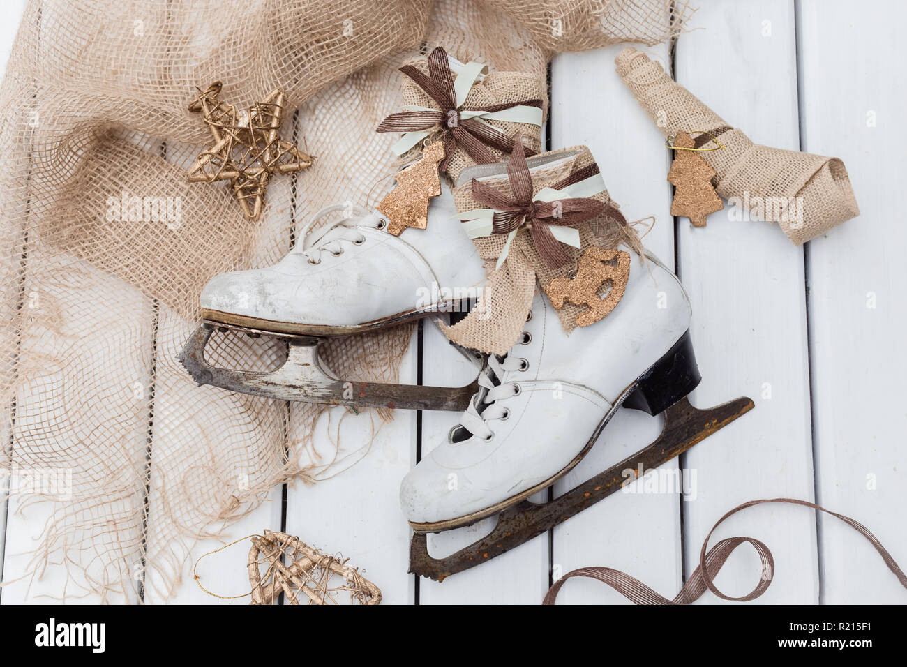 Download Alte Schlittschuhe Dekorieren Images