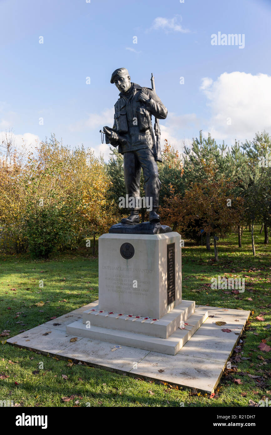 Das Durham Light Infantry Memorial, das National Memorial Arboretum, Airewas, Staffordshire, England, Großbritannien Stockfoto