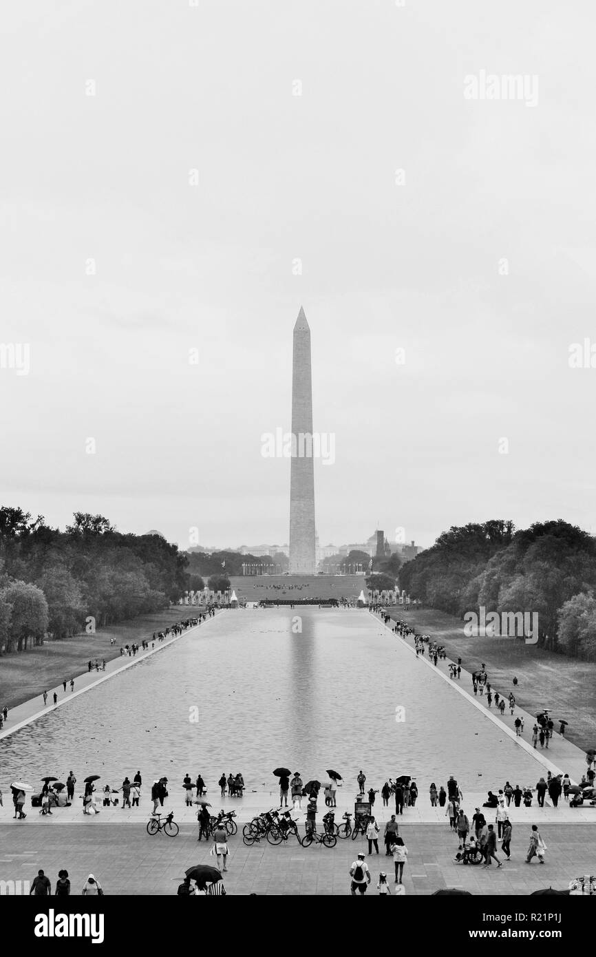 Washington Monument in Schwarz und Weiß Stockfoto