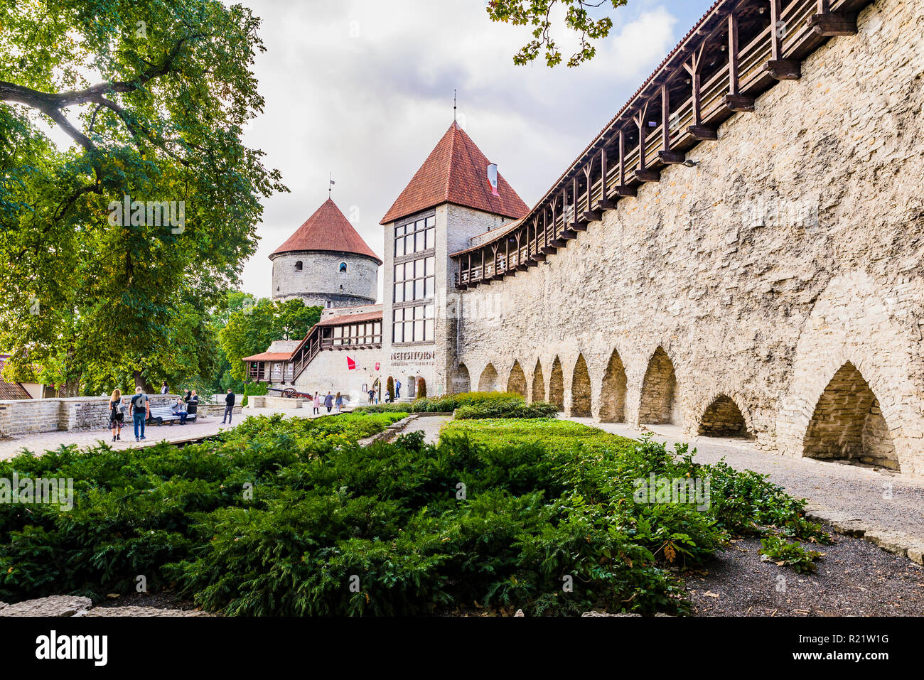 Der dänische König's Garden und Maiden Tower, Tallinn, Harjumaa, Estland, Baltikum, Europa. Stockfoto