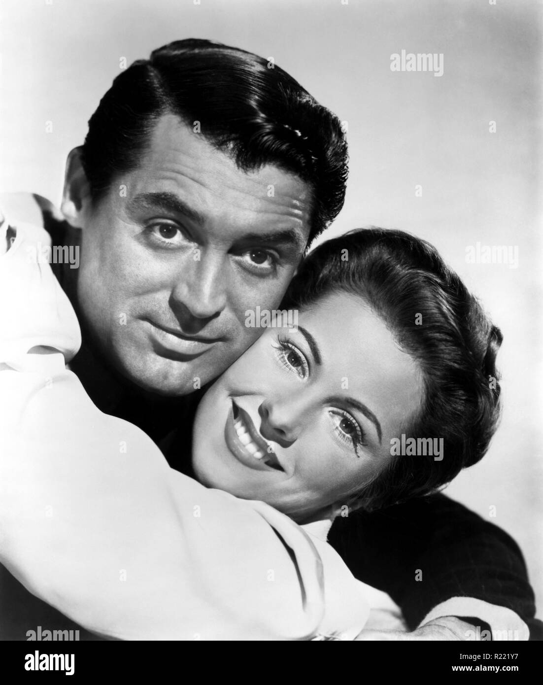 1941 romantische Psychologischen Thriller Film von Alfred Hitchcock, mit Cary Grant und Joan Fontaine als Ehepaar. Es verfügt auch über Sir Cedric Hardwicke, Nigel Bruce, Dame kann Whitty, Isabel Jeans, Heather Angel, und Leo G. Carroll. Verdacht auf Roman Francis Iles des Vor der Tat (1932). Quelle: Hollywood Foto Archiv/MediaPunch Stockfoto