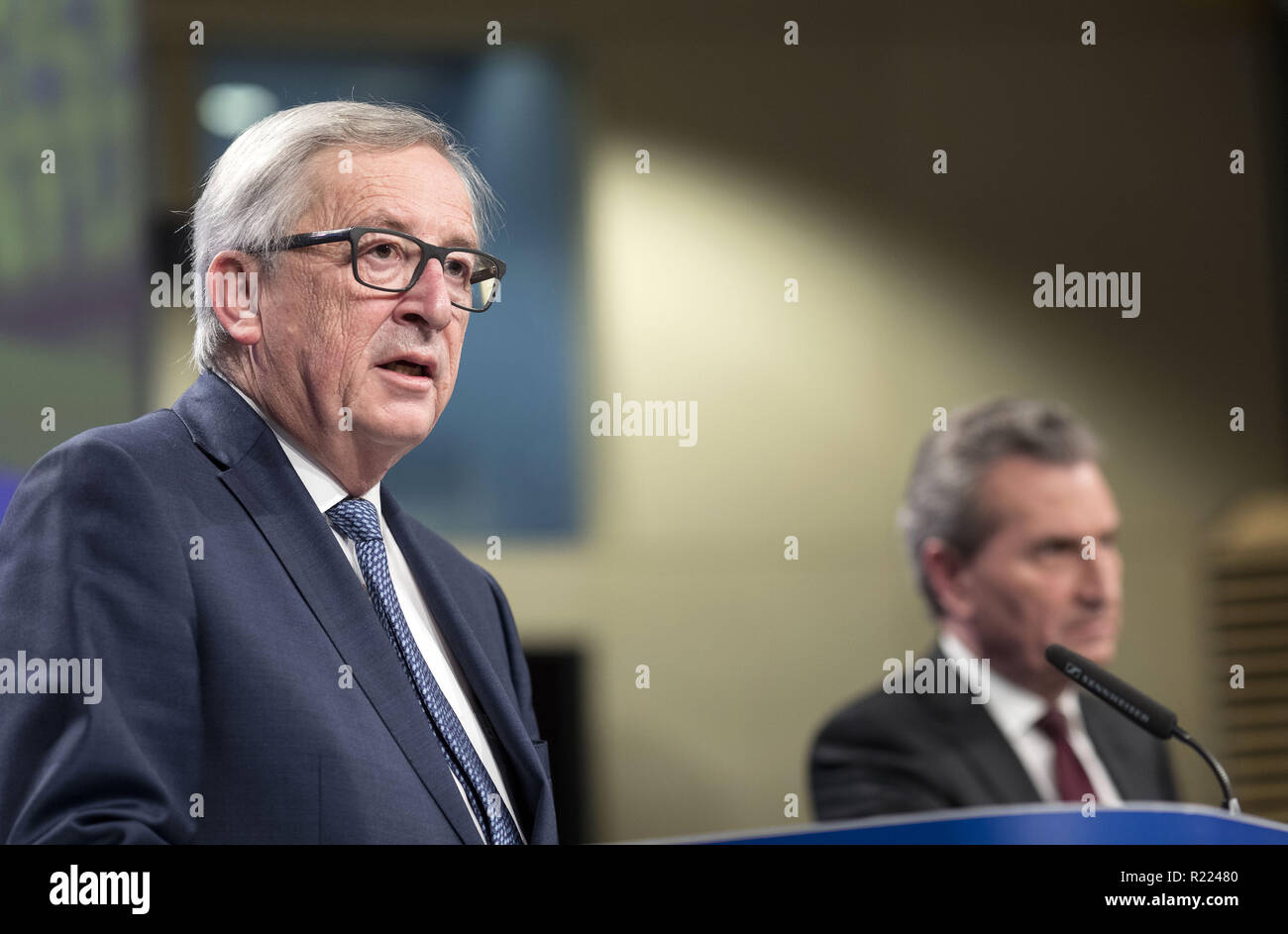 Belgien: Brüssel. 2018/02/14. Pressekonferenz mit Jean Claude Juncker, Präsident der Europäischen Kommission, und Gunther Hermann Oettinger, Commis Stockfoto