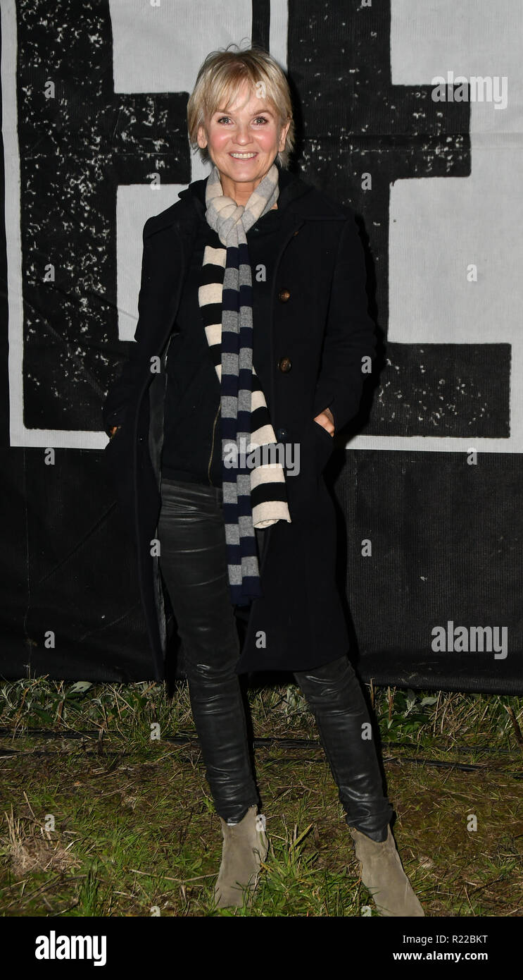 London, Großbritannien. 15. November 2018. Lisa Maxwell - Lose Frauen Teilnehmer und Centerpoint Botschafter melden Sie Schlafen, Geldbeschaffer obdachlose Jugendliche in Greenwich Peninsula Quay am 15. November 2018, London, UK zu helfen. Bild Capital/Alamy leben Nachrichten Stockfoto