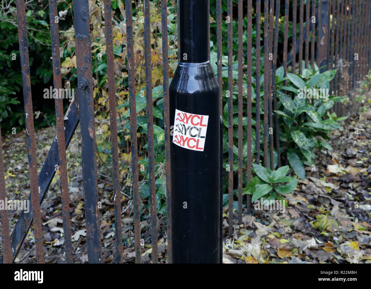 Junge Kommunistische Liga Aufkleber in Großbritannien Stockfoto